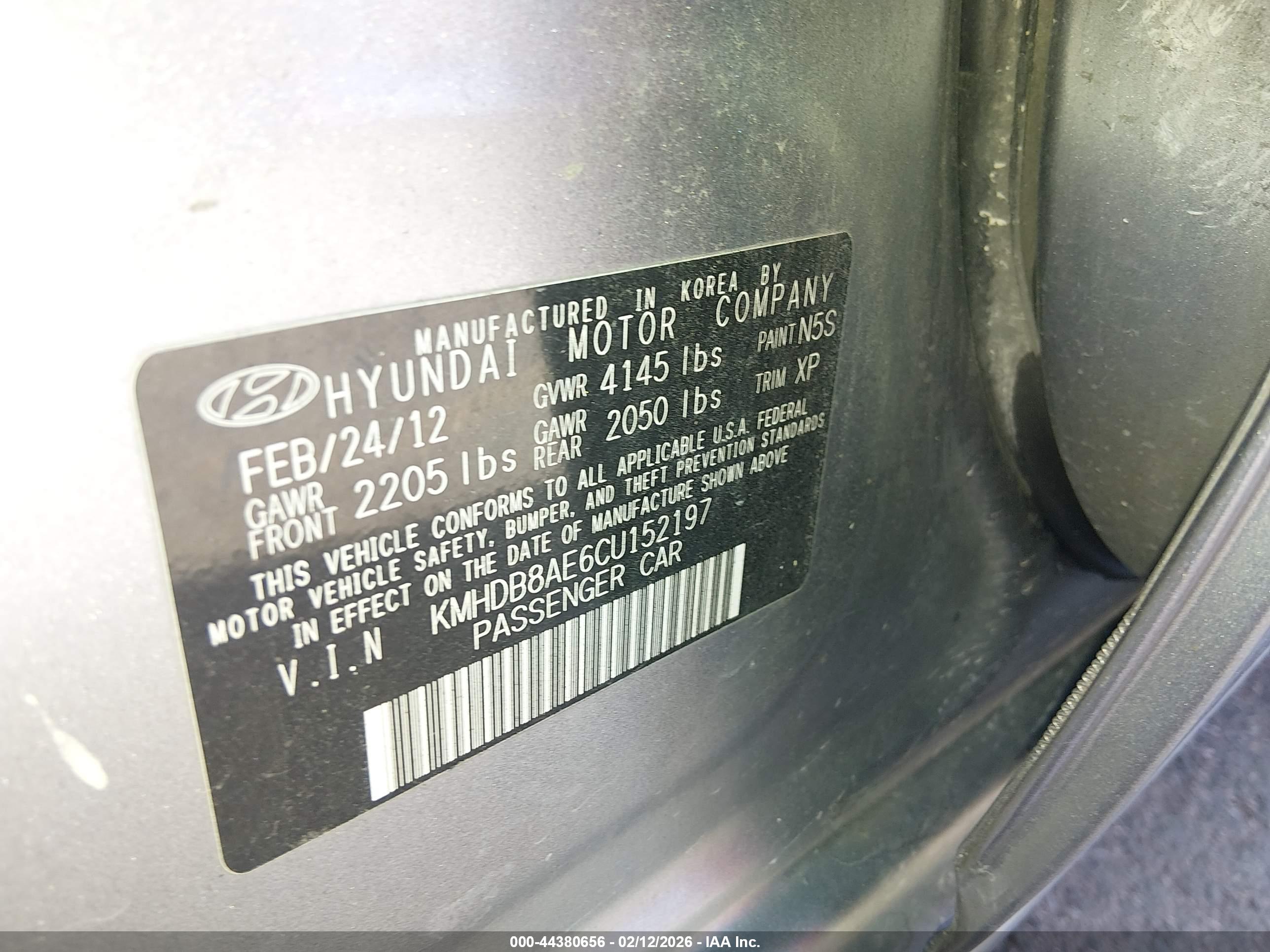 HYUNDAI ELANTRA image 9