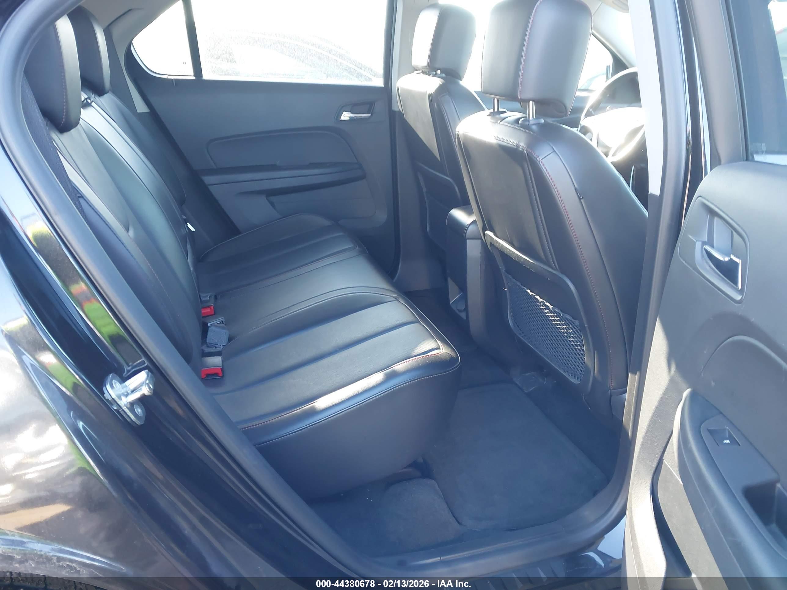 CHEVROLET EQUINOX image 8