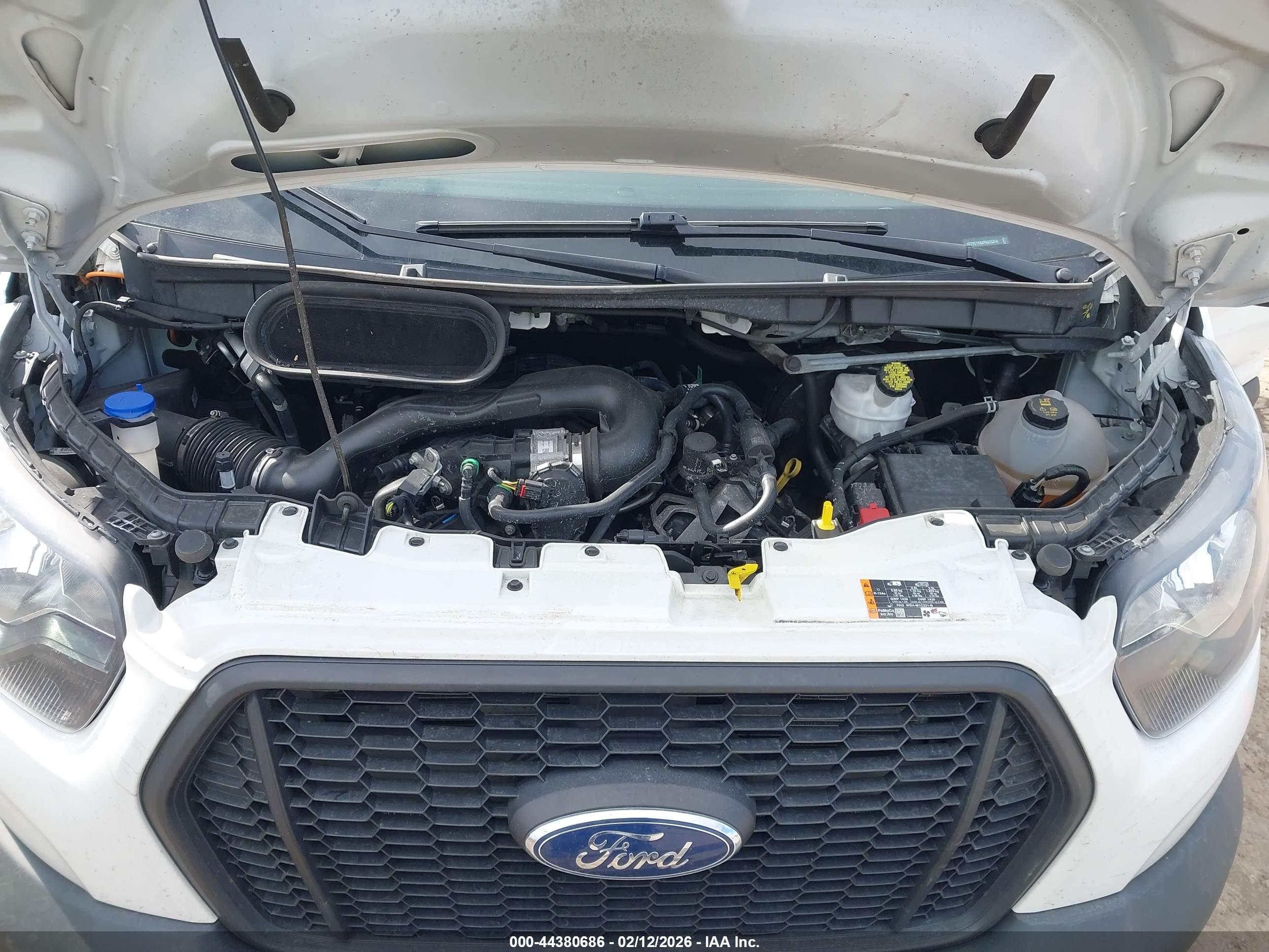 FORD TRANSIT-150 image 10