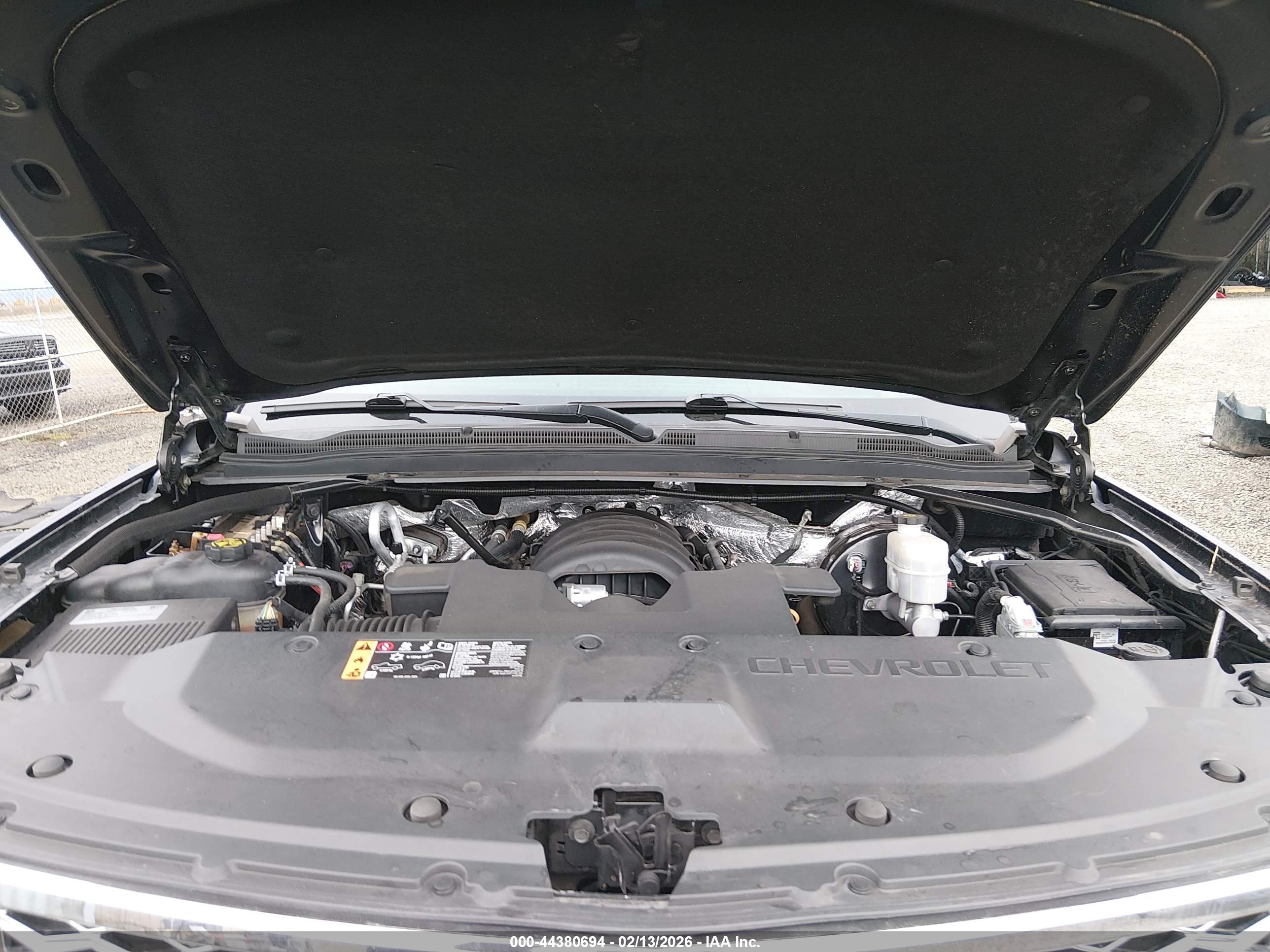 CHEVROLET TAHOE image 10