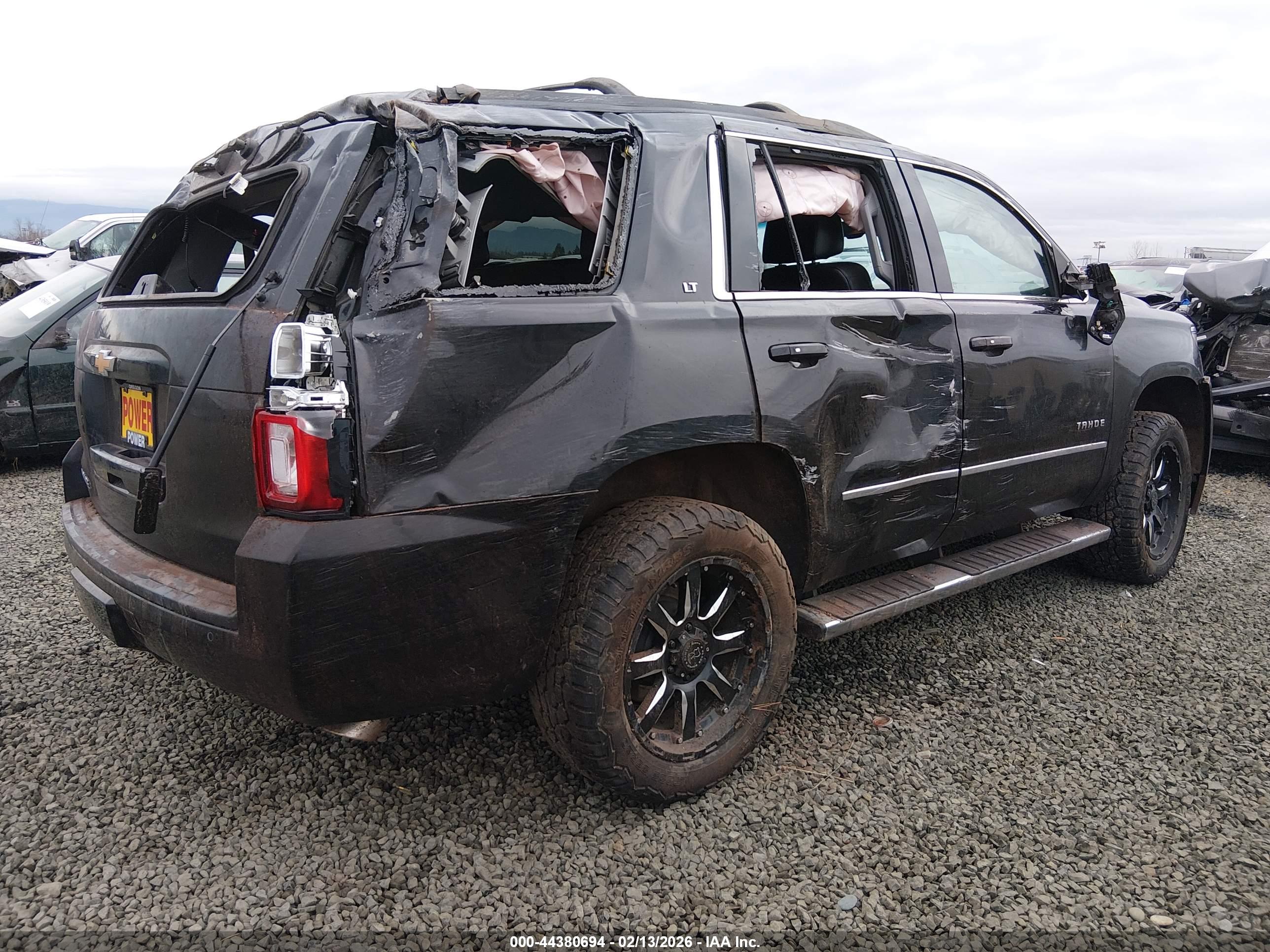 CHEVROLET TAHOE image 4