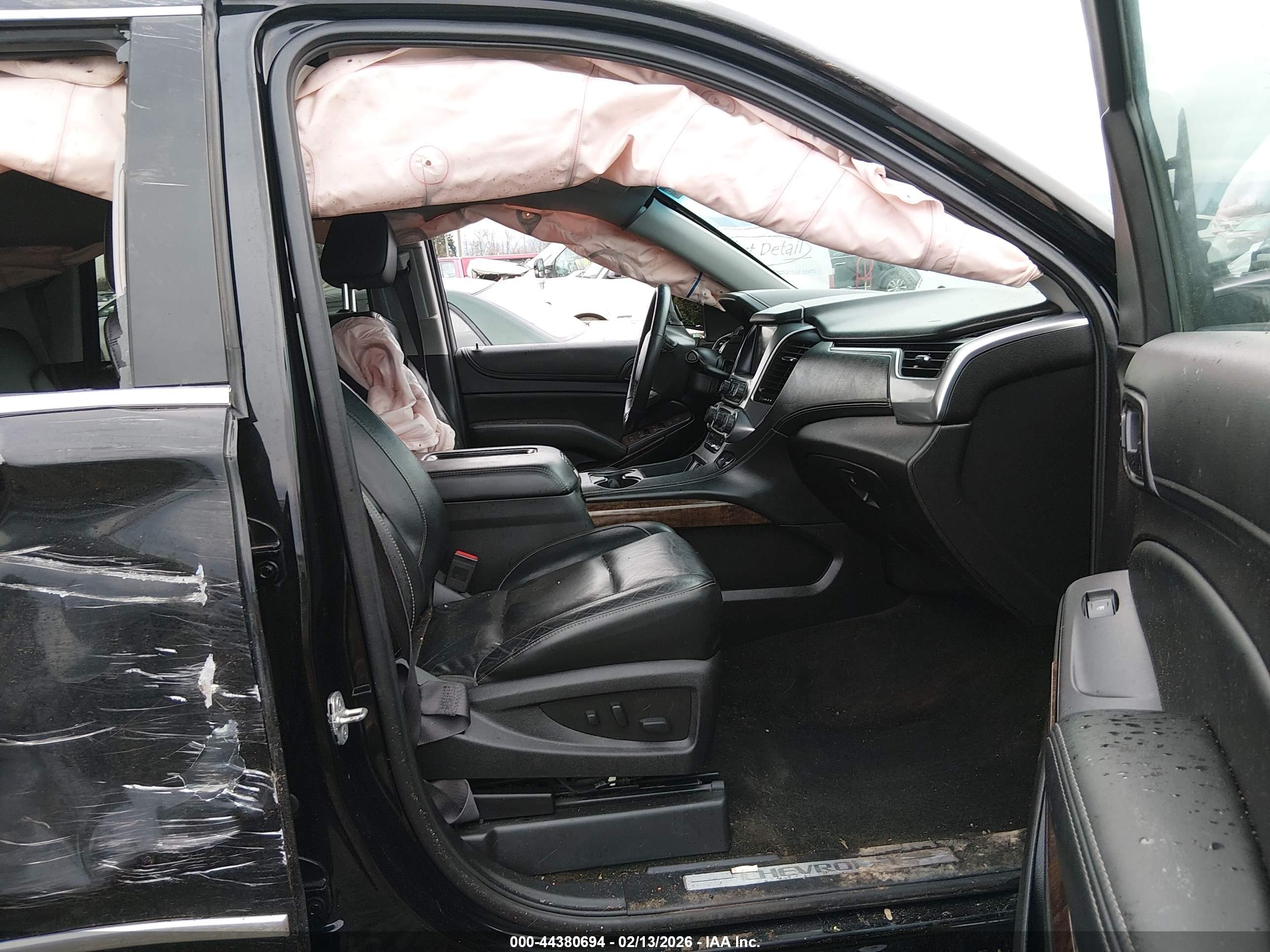 CHEVROLET TAHOE image 5