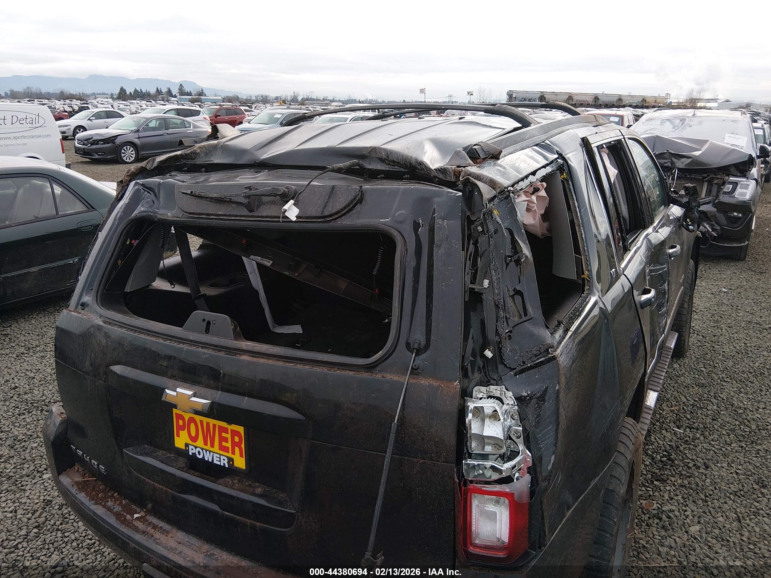 CHEVROLET TAHOE image 6