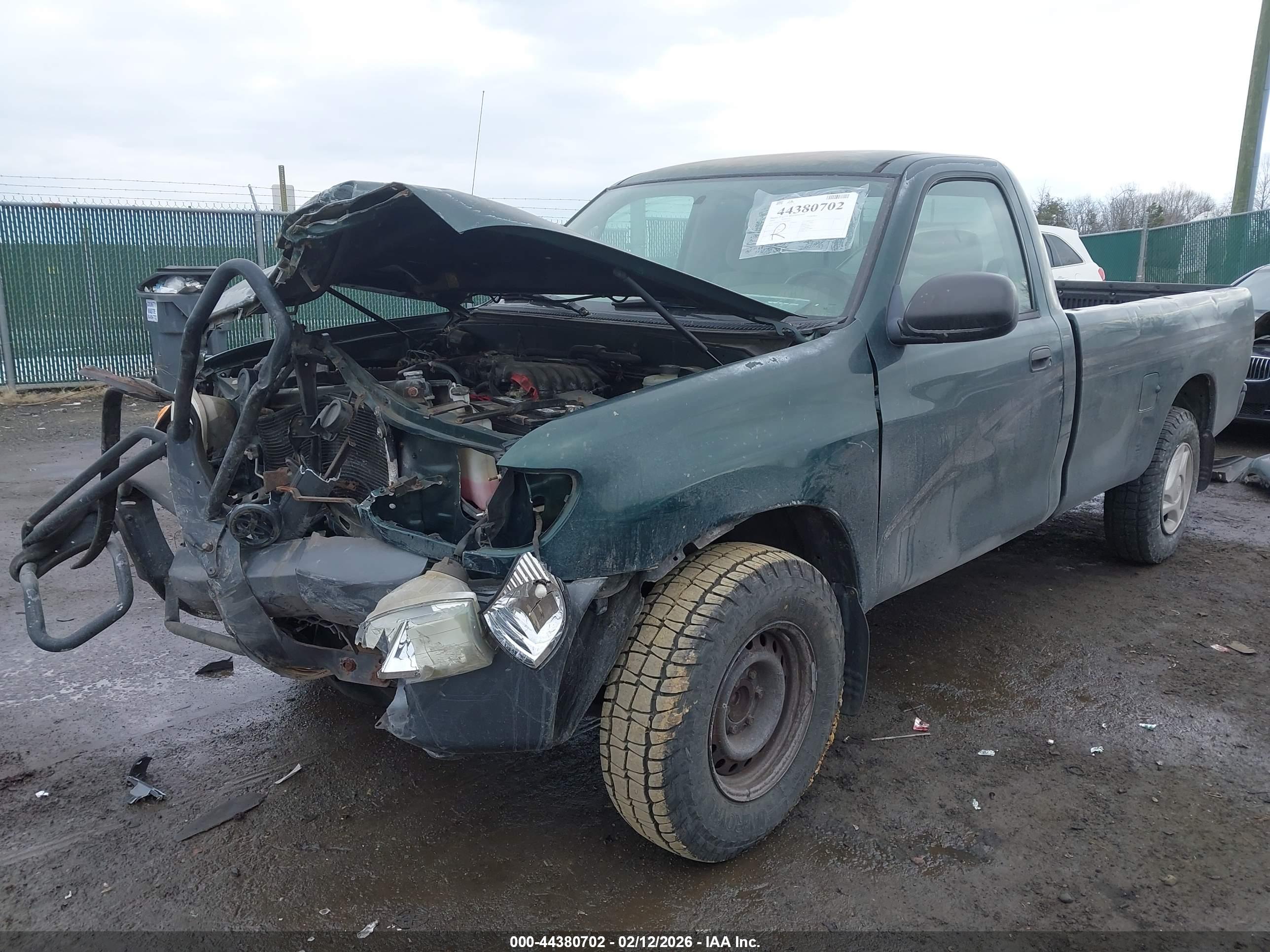 TOYOTA TUNDRA image 2
