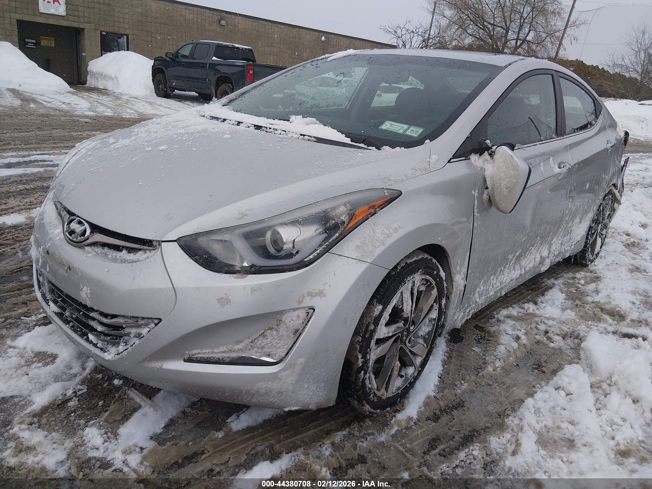 HYUNDAI ELANTRA image 2