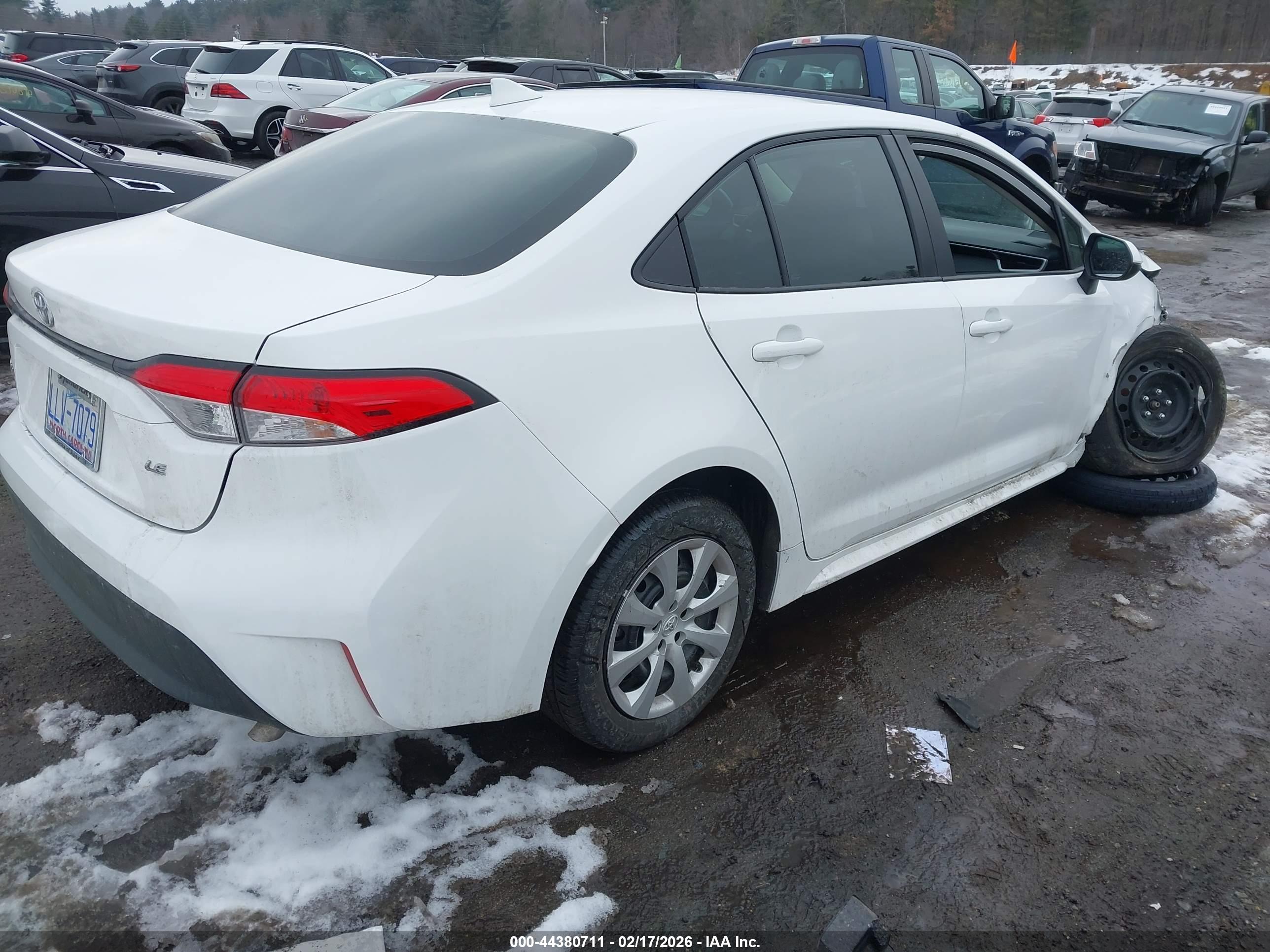 TOYOTA COROLLA image 4