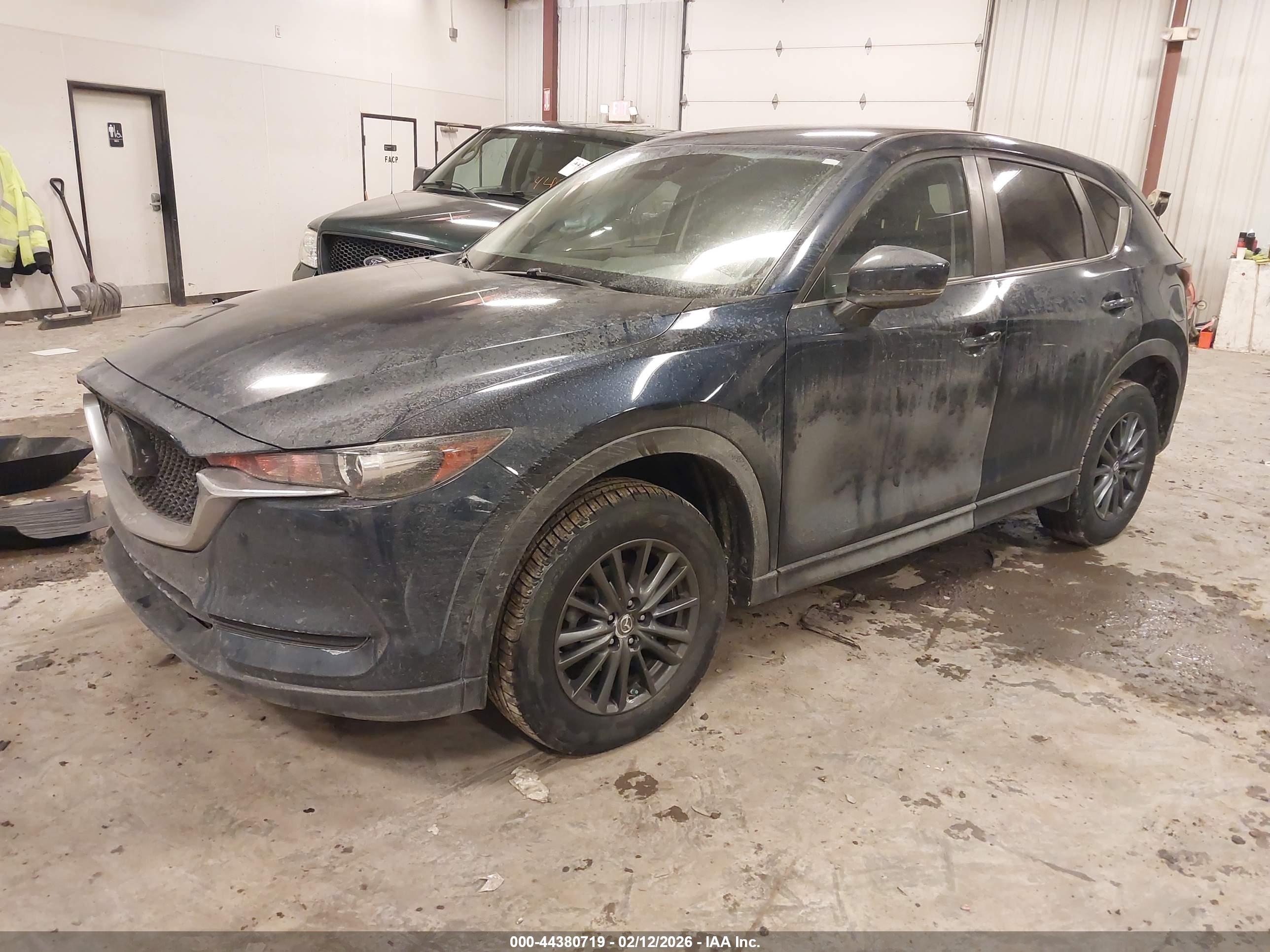 MAZDA CX-5 image 2