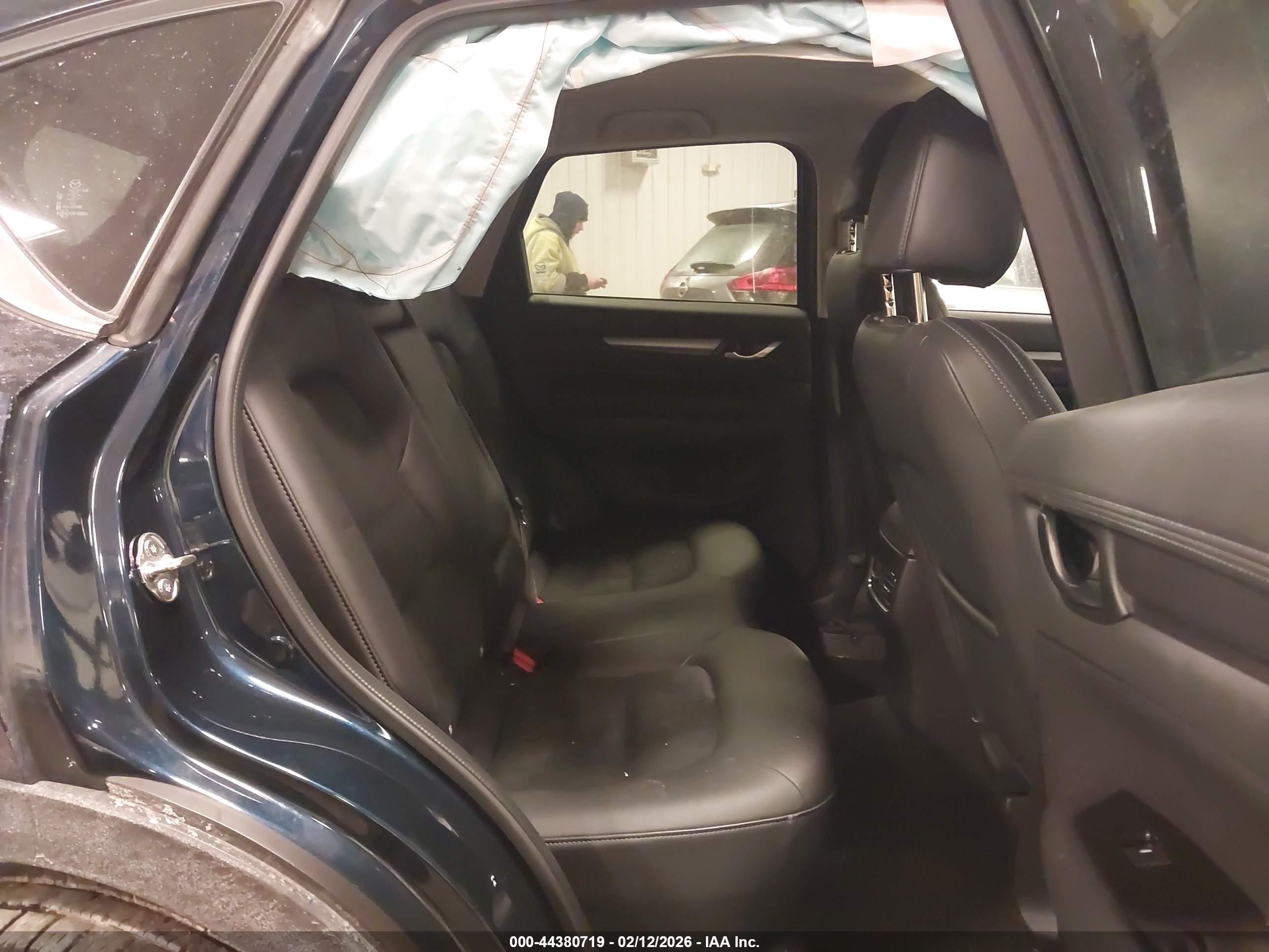 MAZDA CX-5 image 8