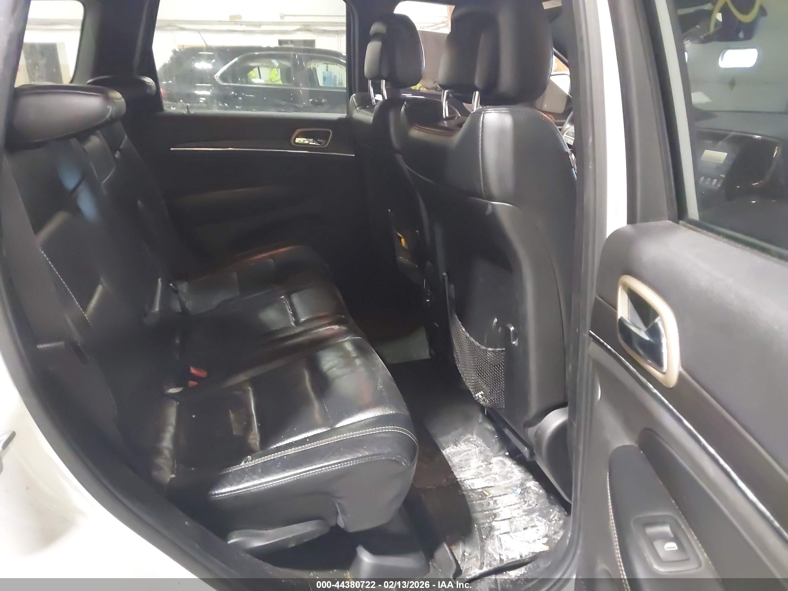 JEEP GRAND image 8