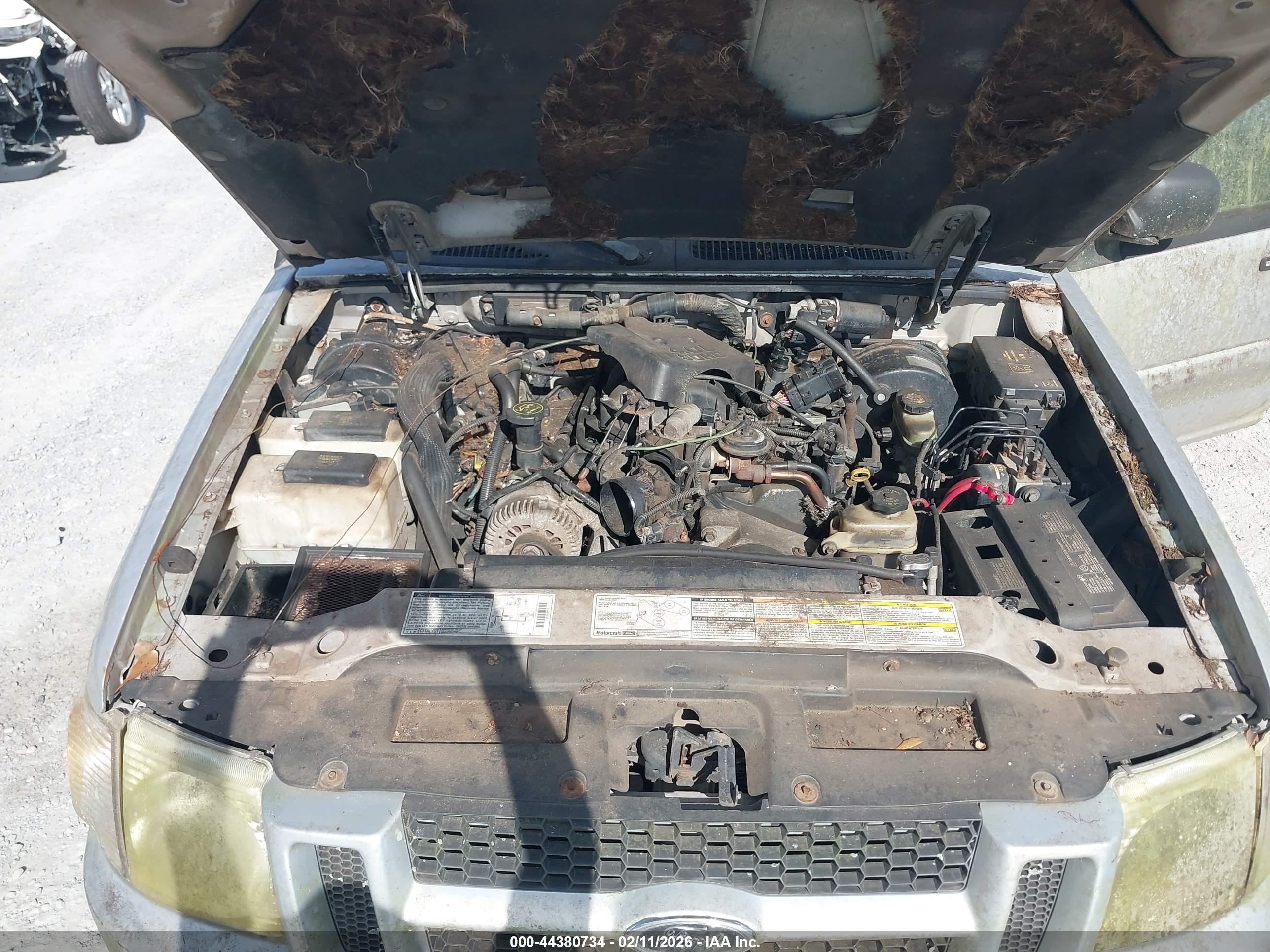 FORD EXPLORER image 10