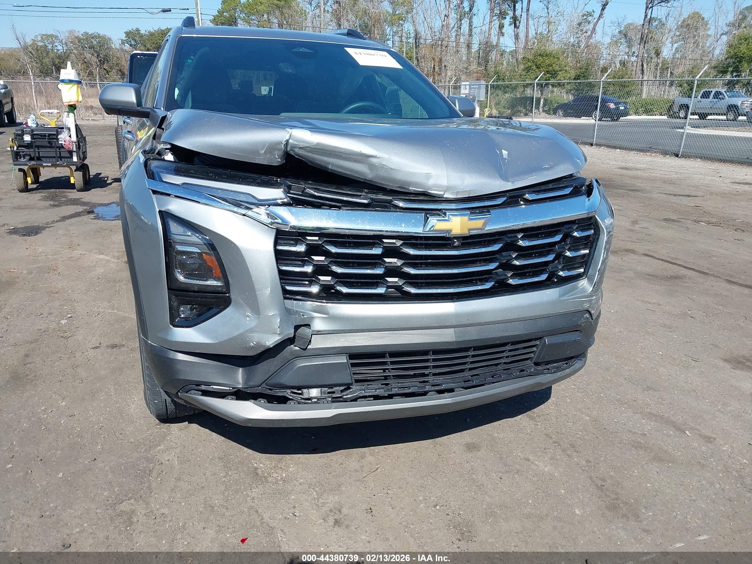 CHEVROLET EQUINOX image 6