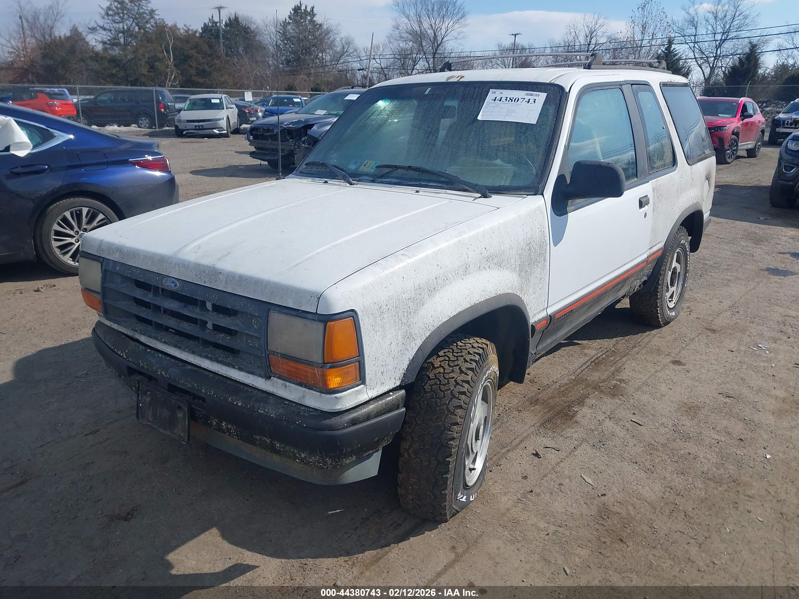 FORD EXPLORER image 2