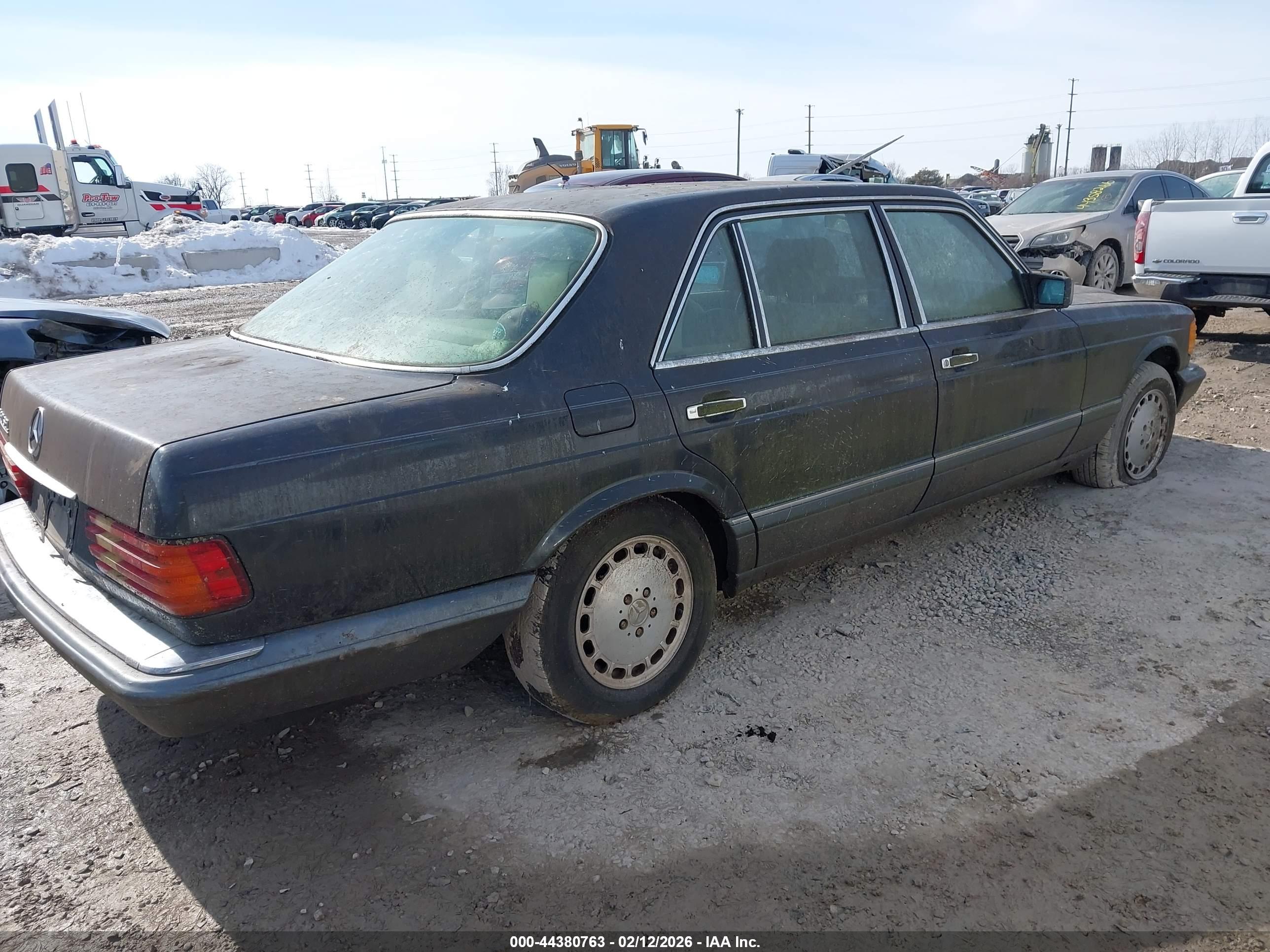 MERCEDES-BENZ 560 image 4