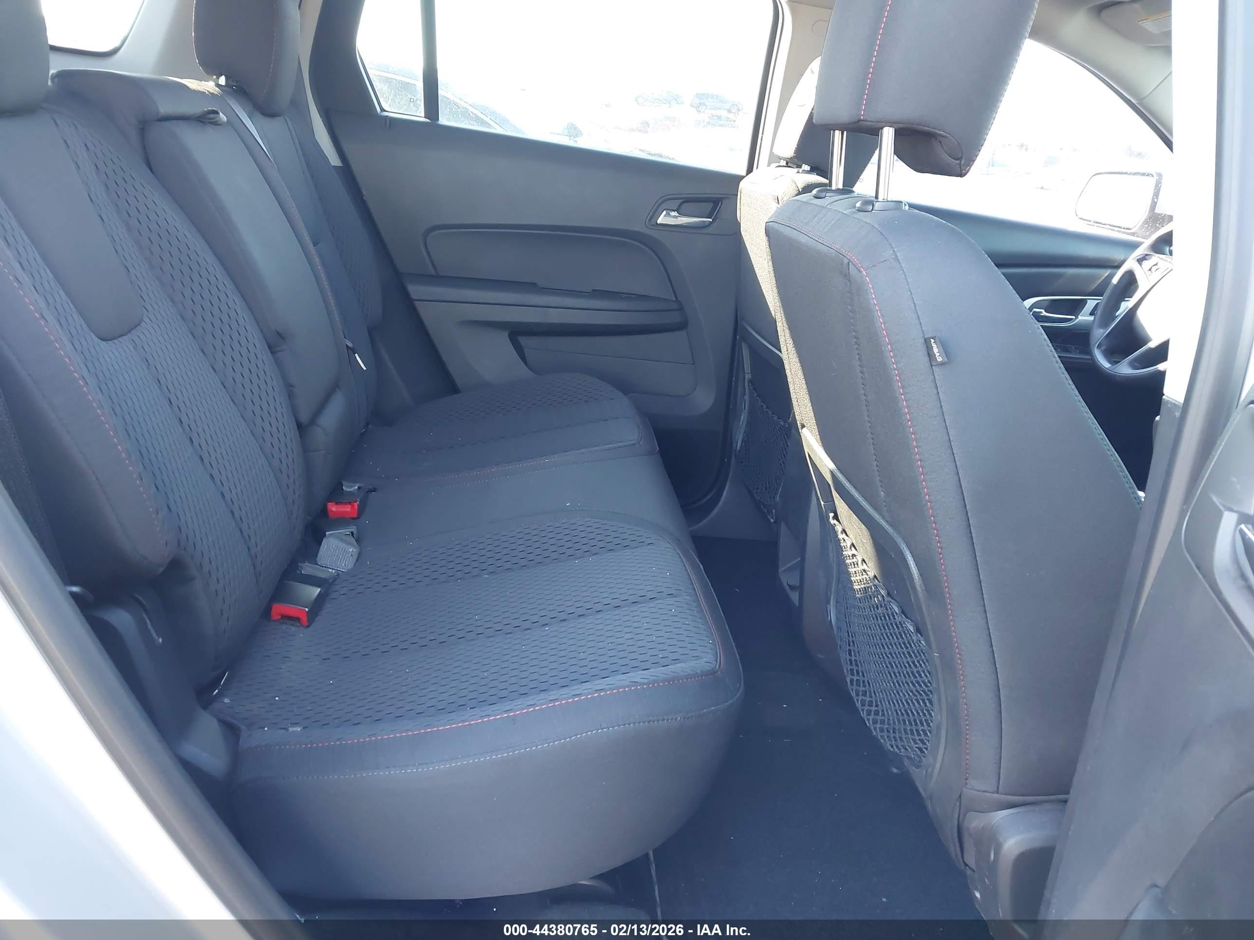 GMC TERRAIN image 8