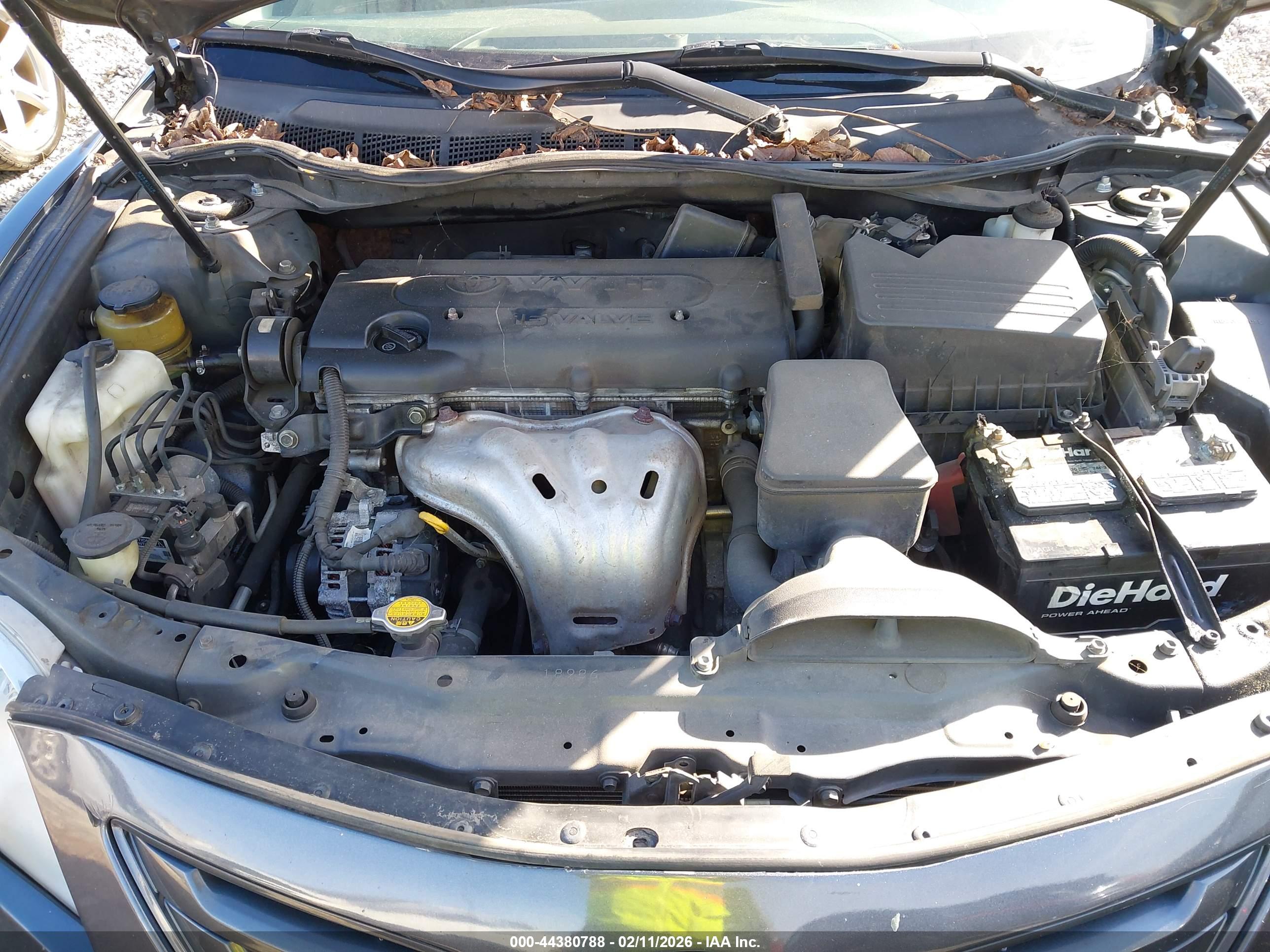 TOYOTA CAMRY image 10