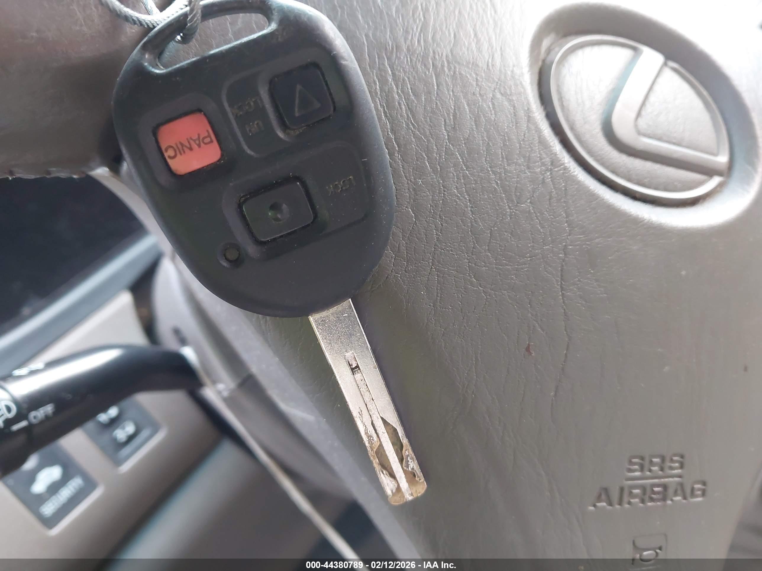 LEXUS RX image 11