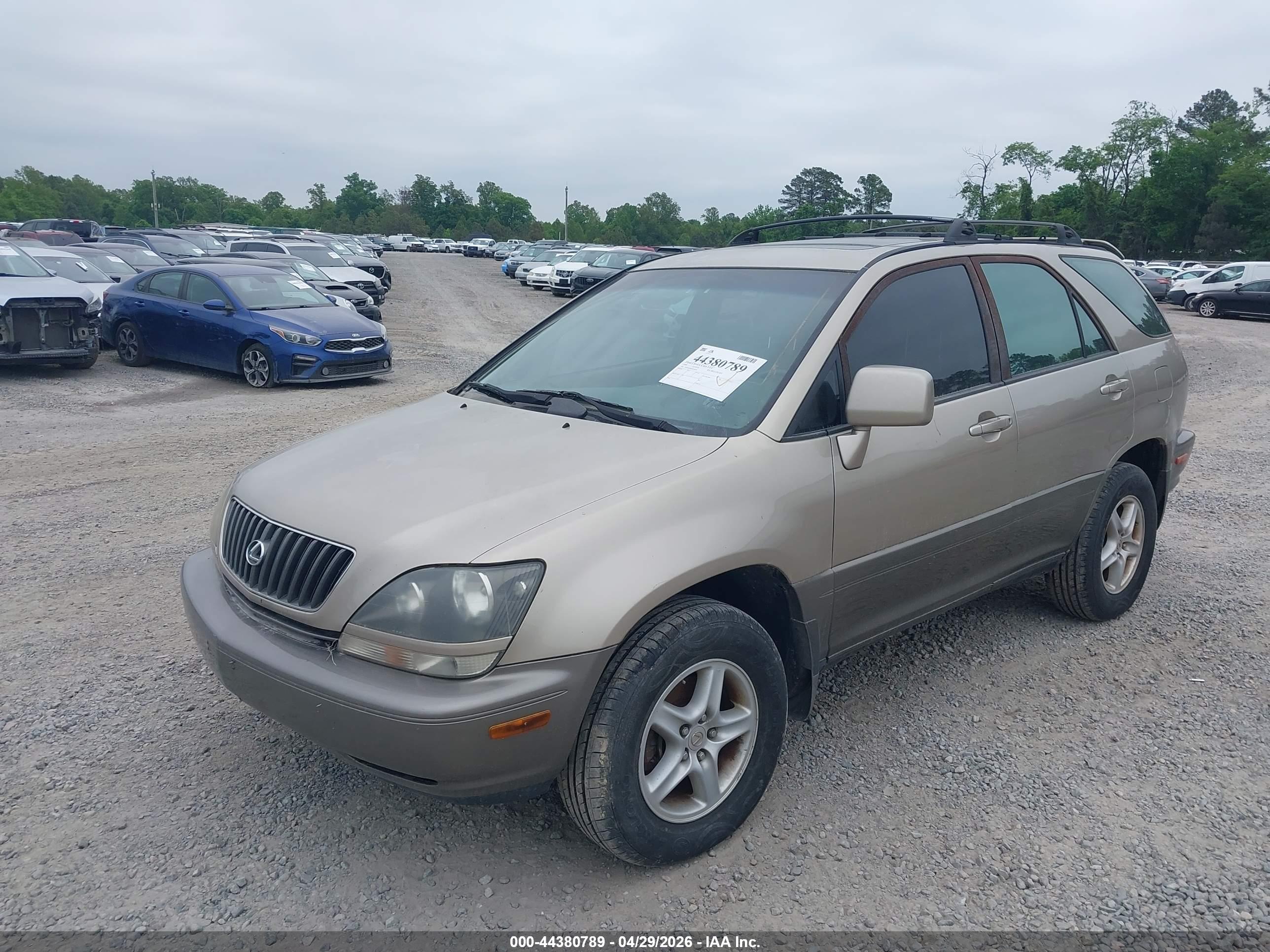 LEXUS RX image 2