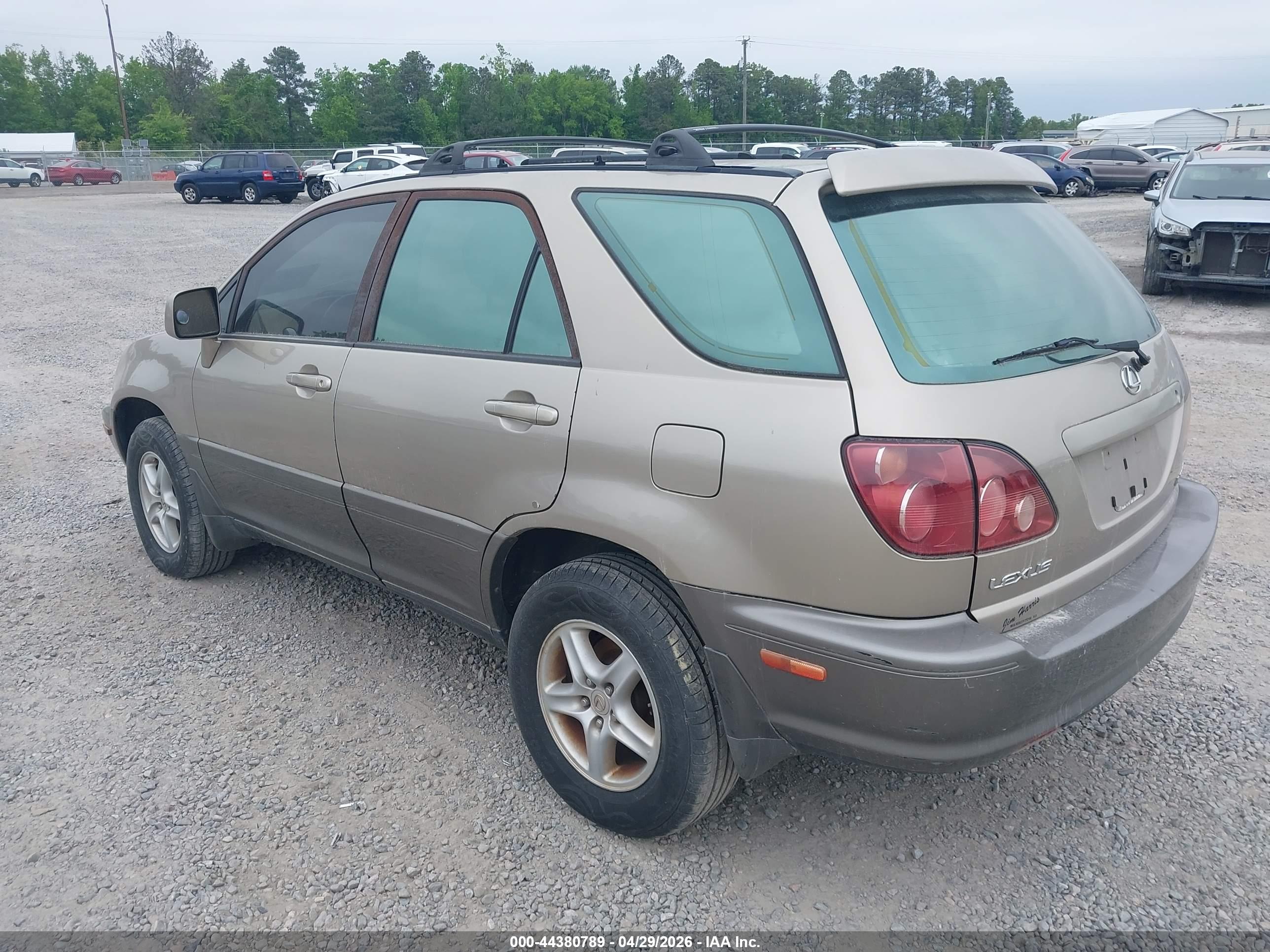 LEXUS RX image 3