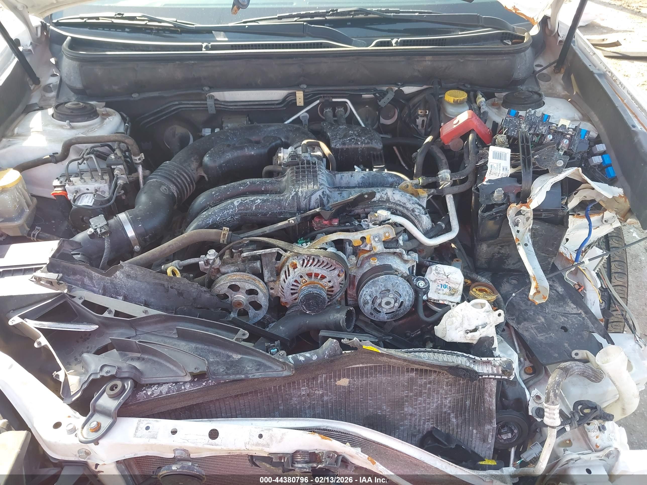 SUBARU OUTBACK image 10