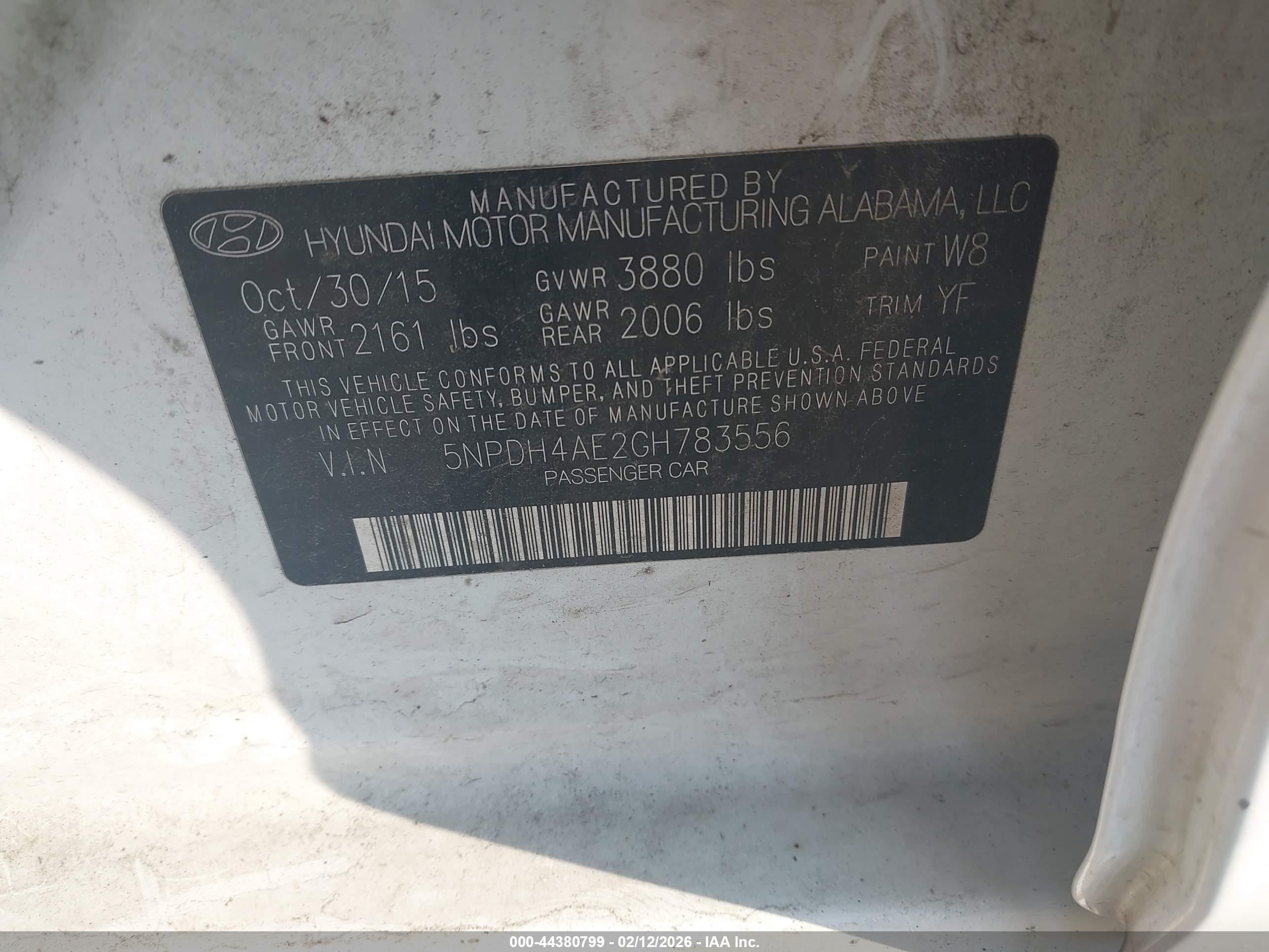 HYUNDAI ELANTRA image 9