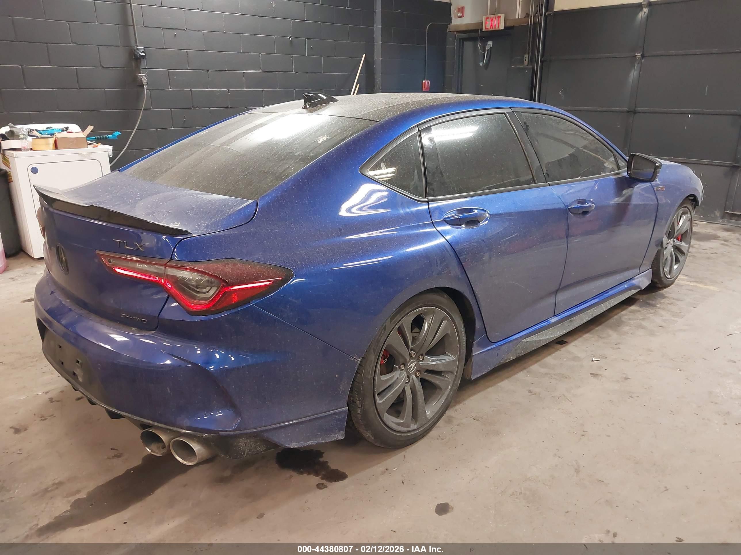 ACURA TLX image 4