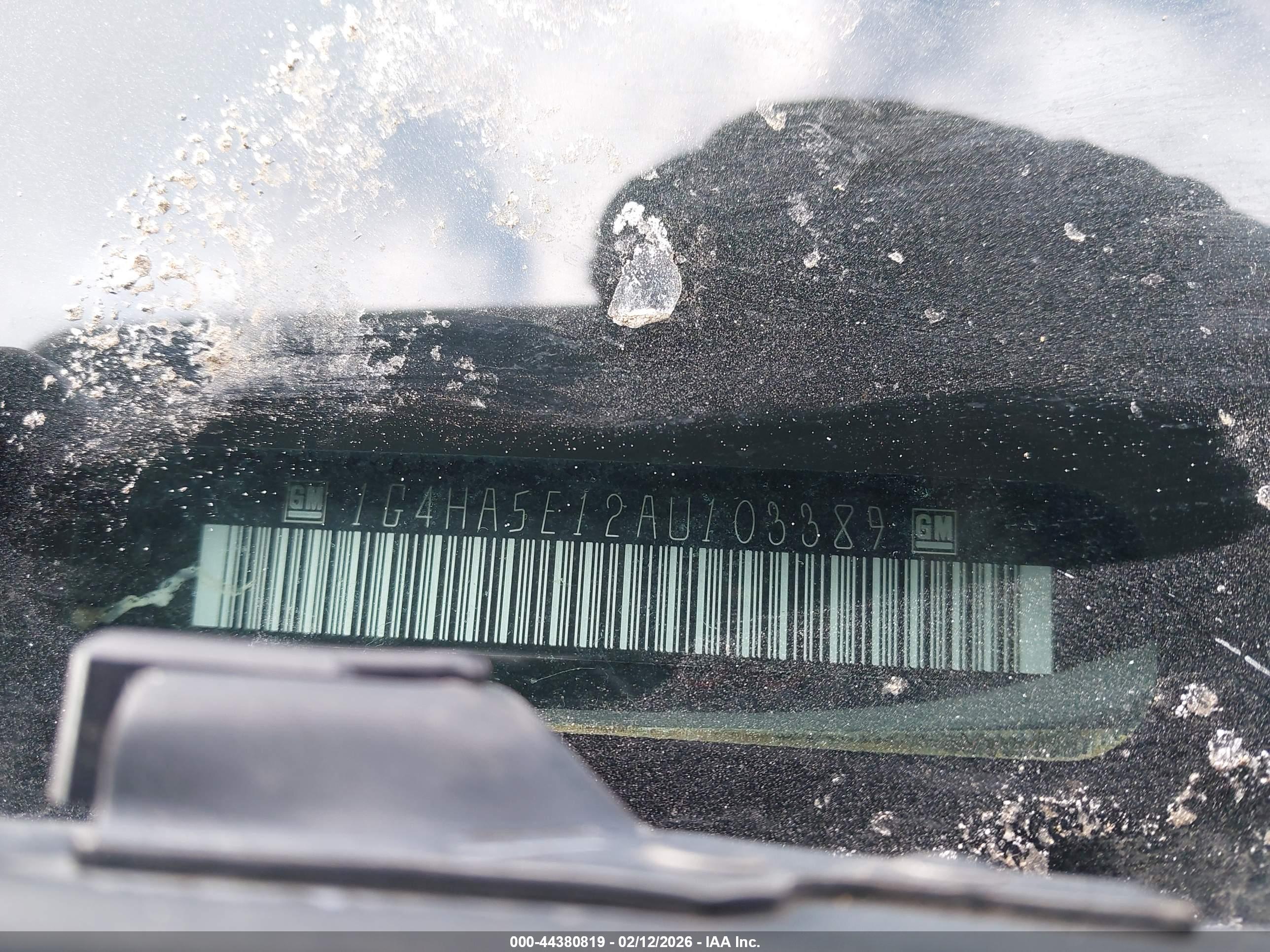 BUICK LUCERNE image 9