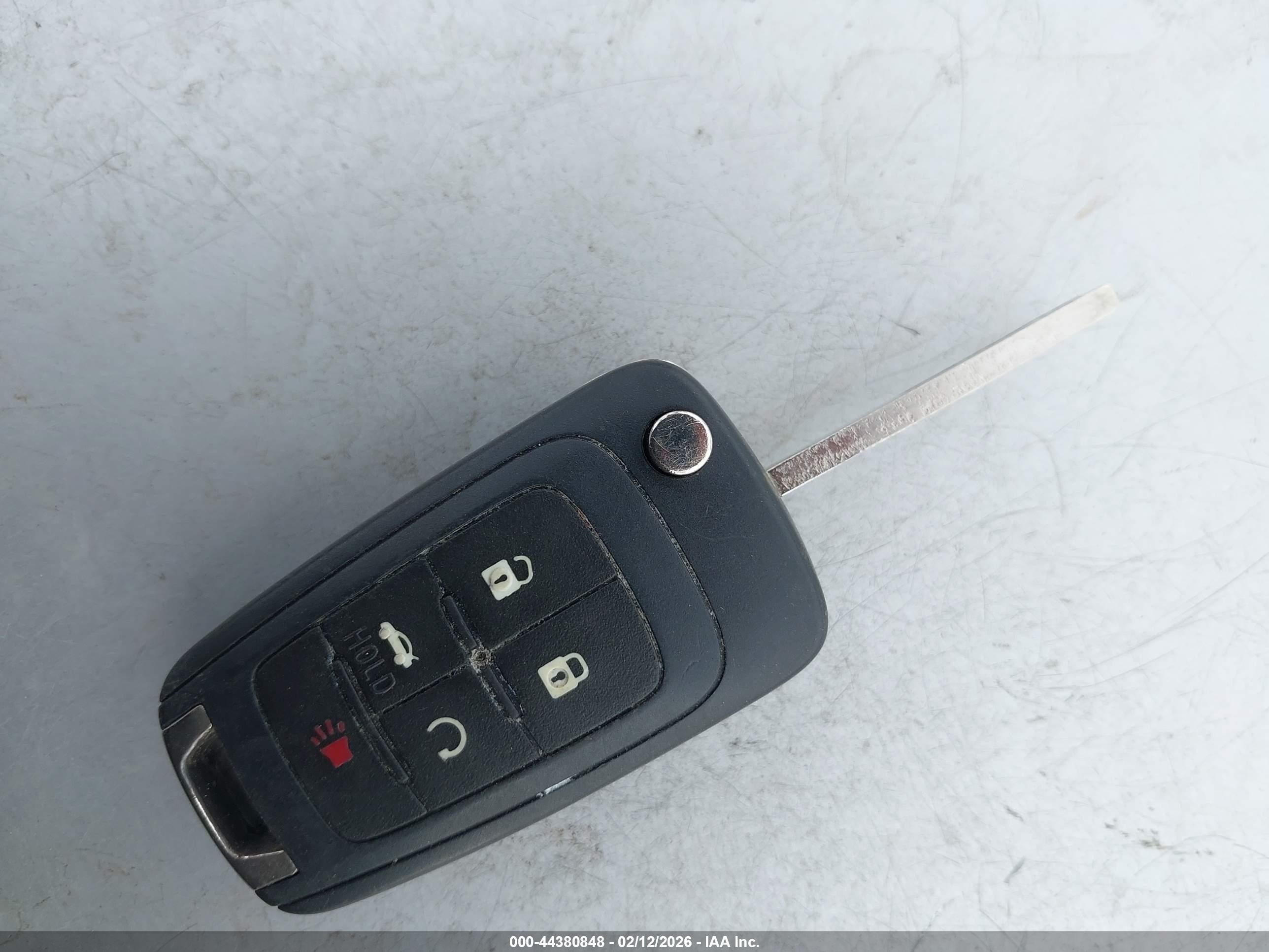 GMC TERRAIN image 11