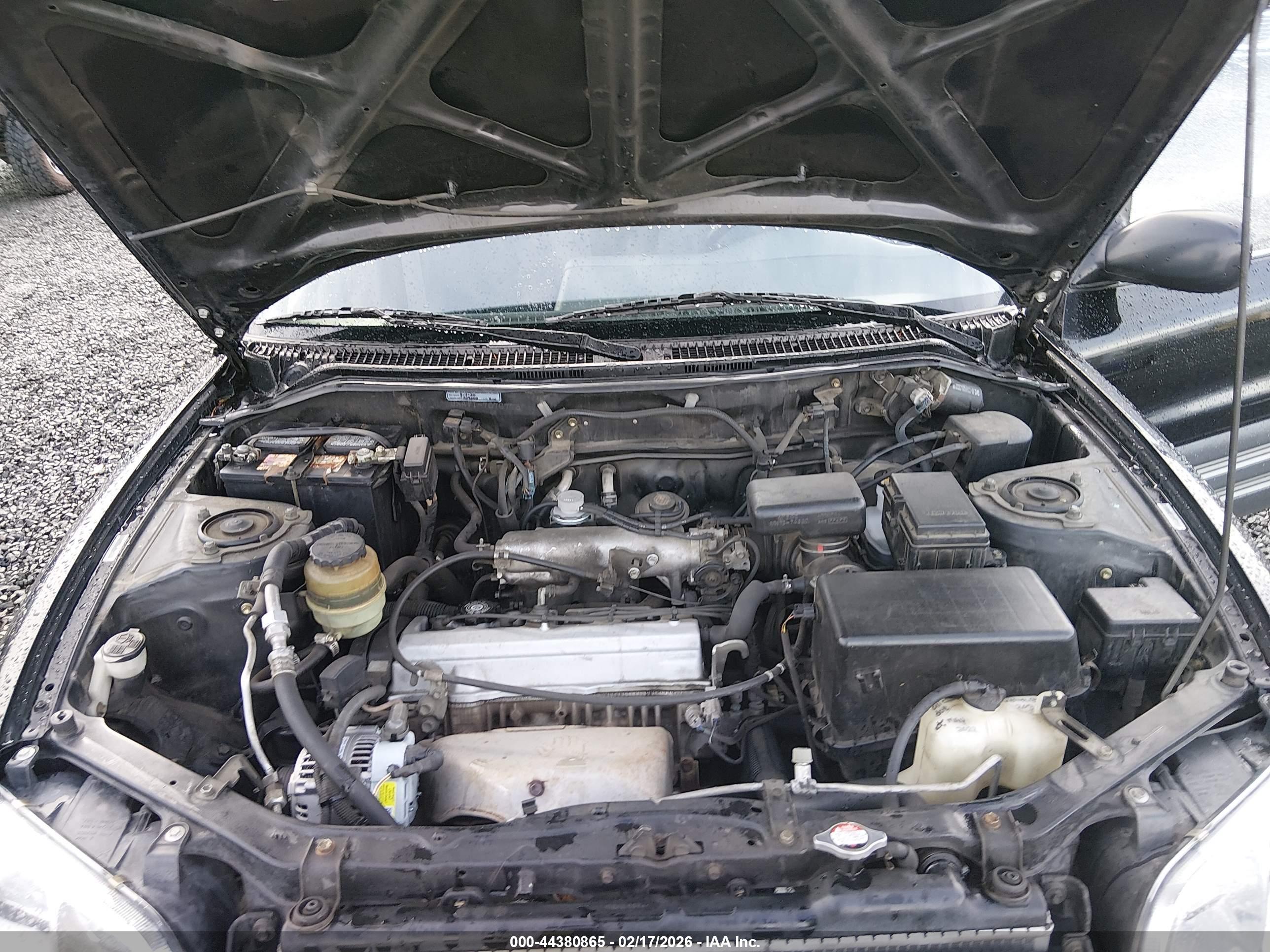 TOYOTA RAV4 image 10