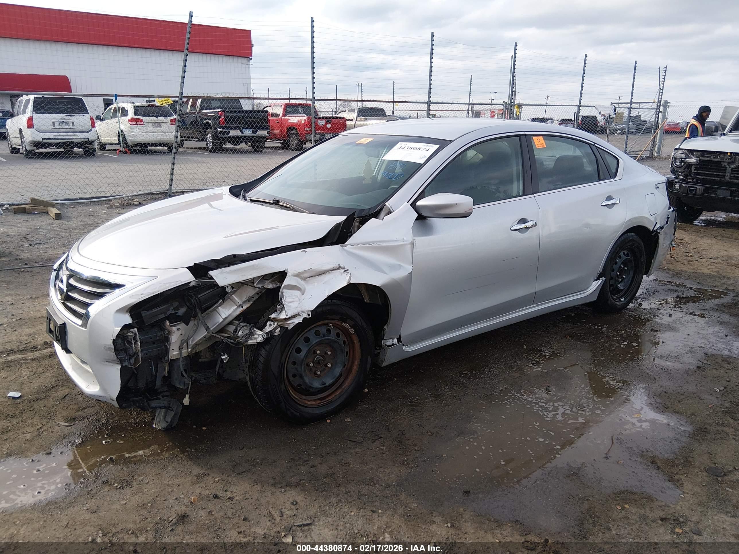 NISSAN ALTIMA image 2