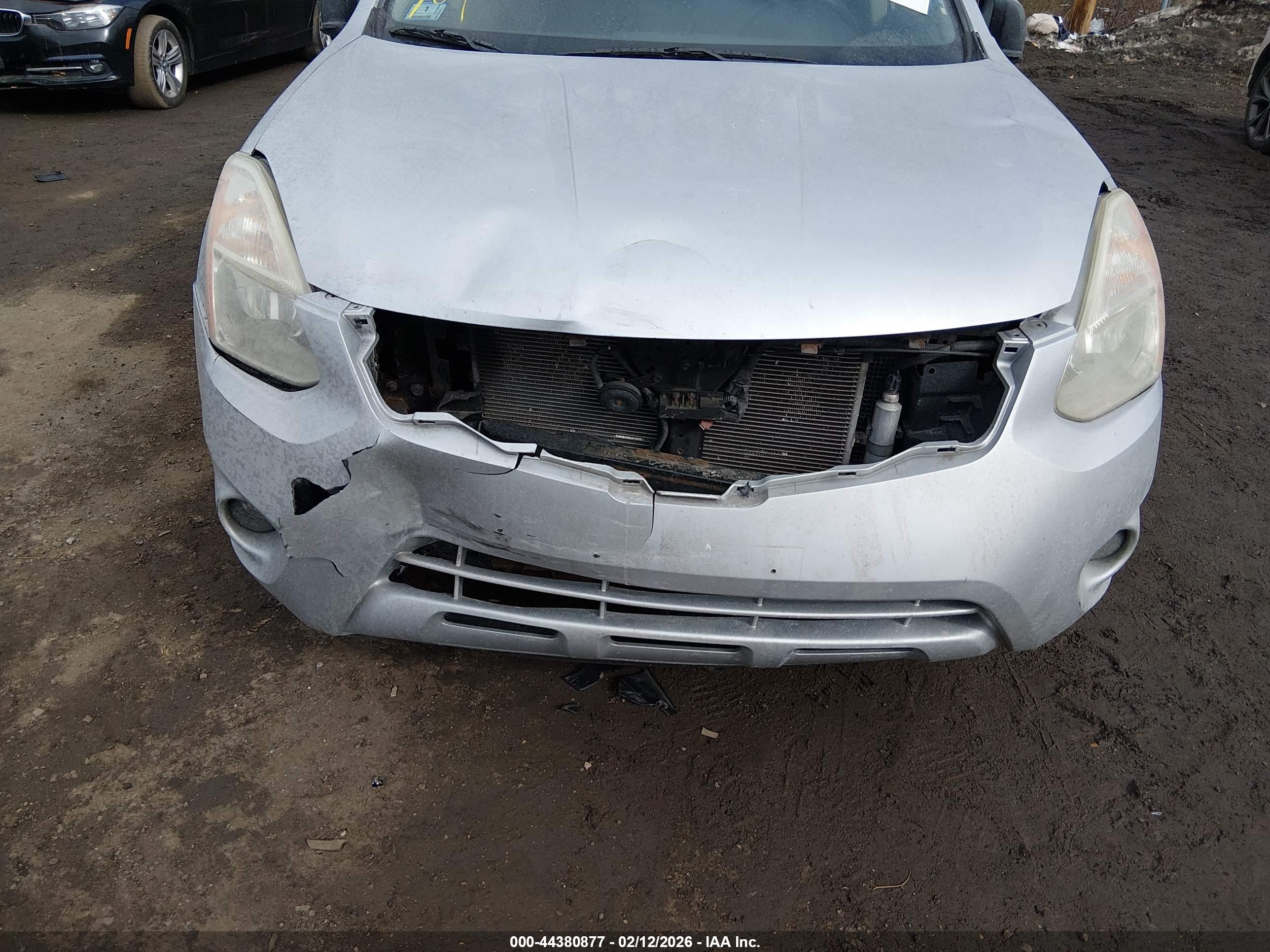 NISSAN ROGUE image 6
