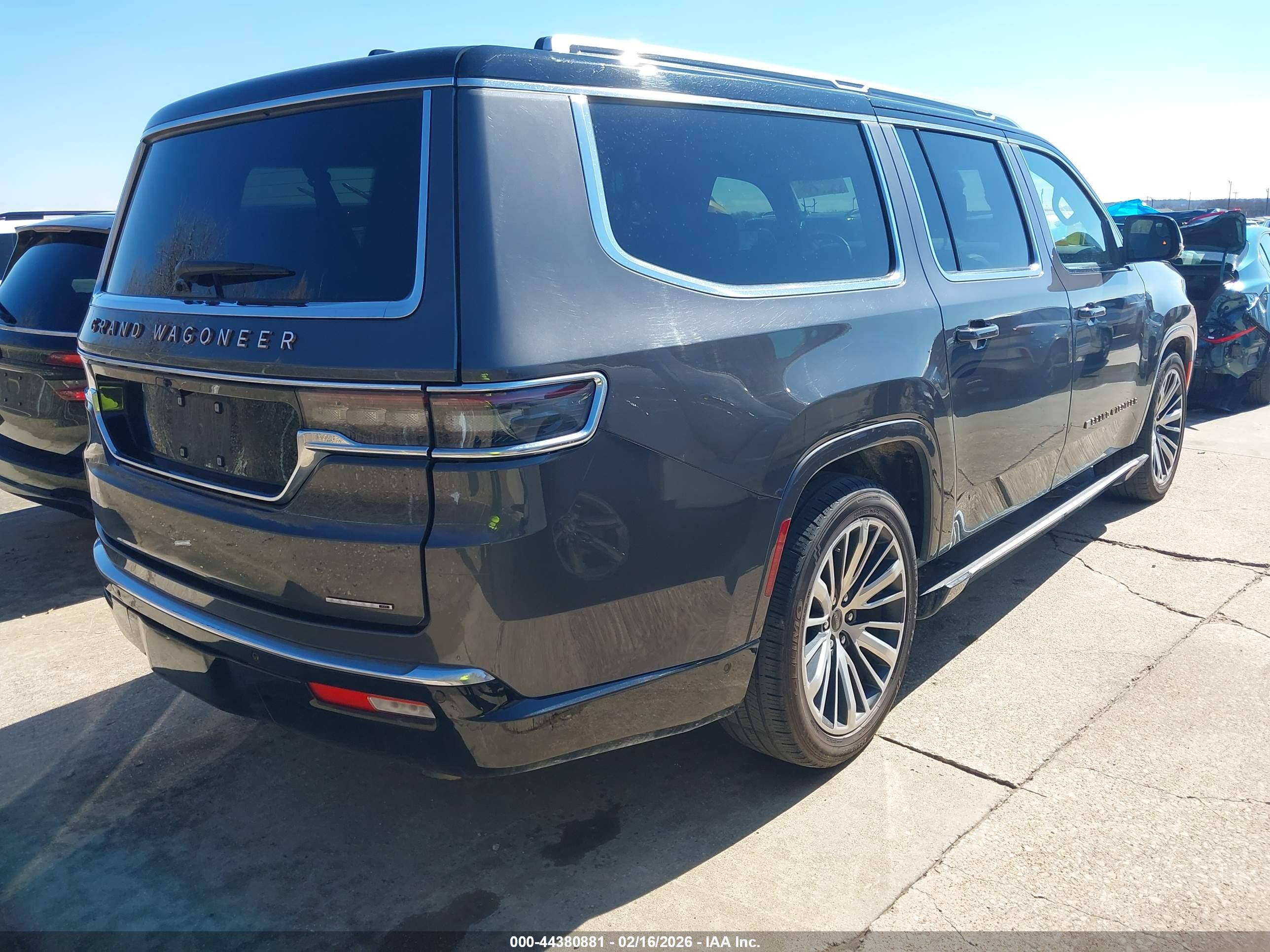 JEEP GRAND image 4
