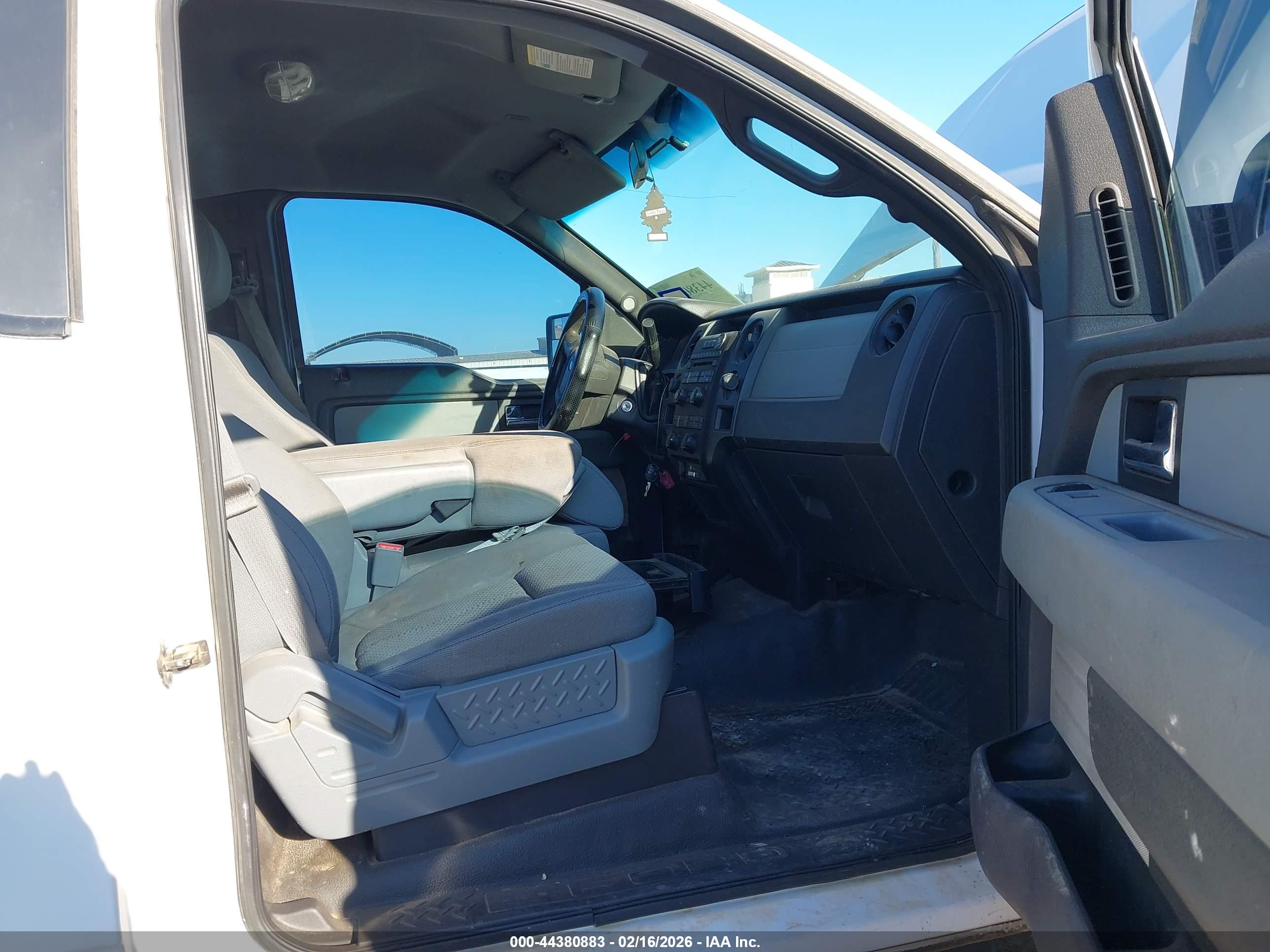 FORD F-150 image 5
