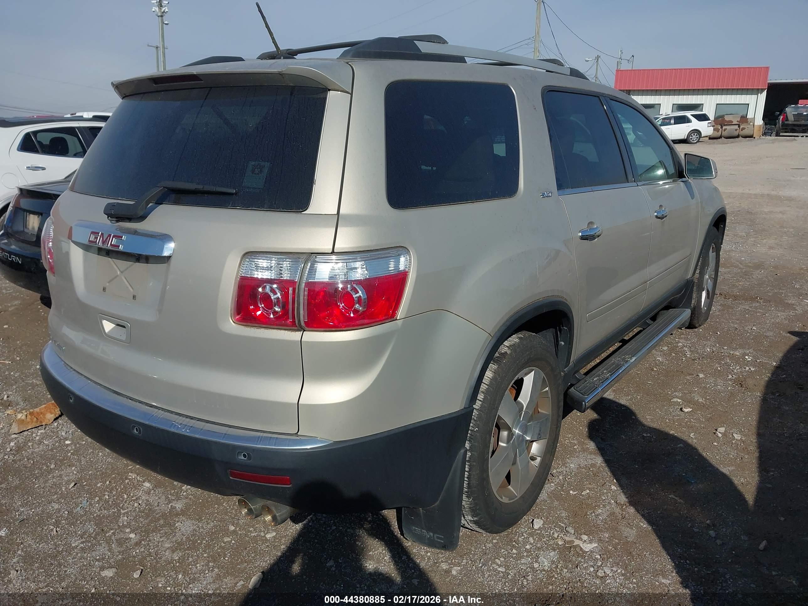 GMC ACADIA image 4