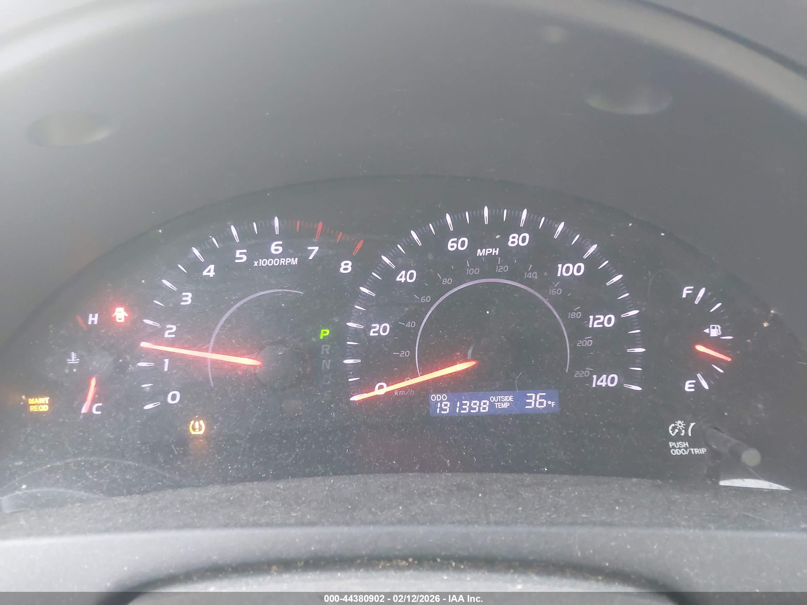 TOYOTA CAMRY image 7