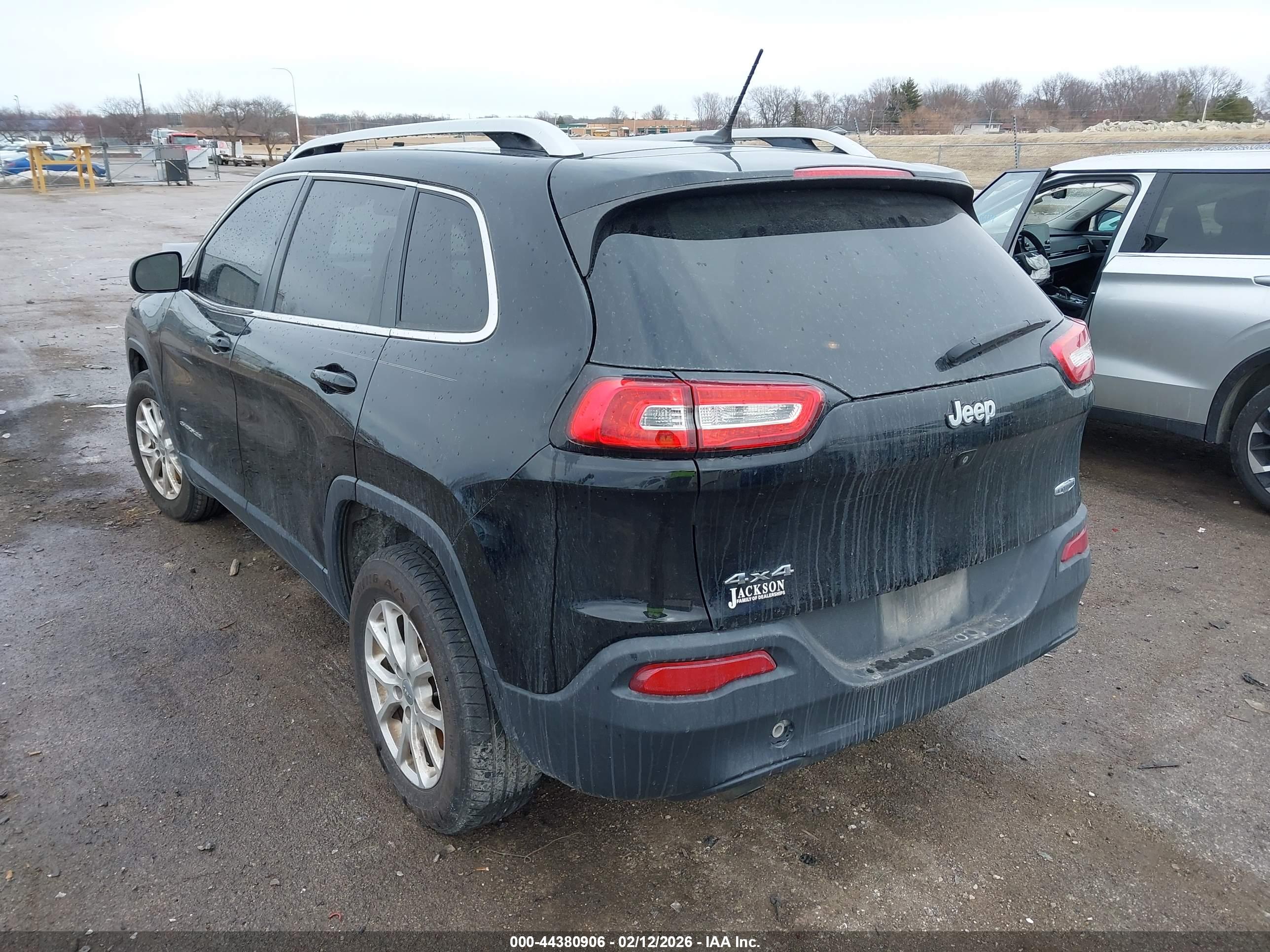 JEEP CHEROKEE image 3