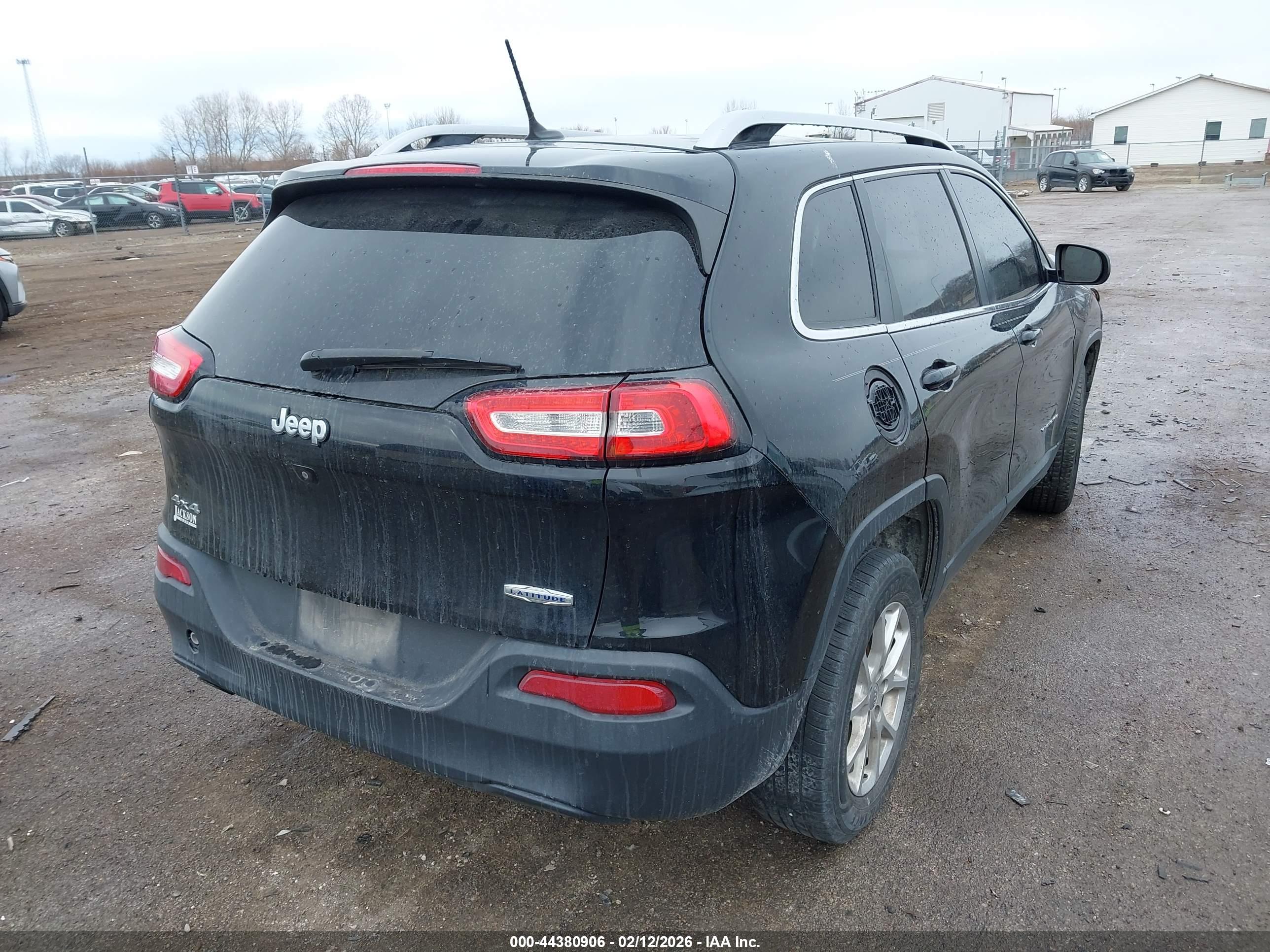 JEEP CHEROKEE image 4