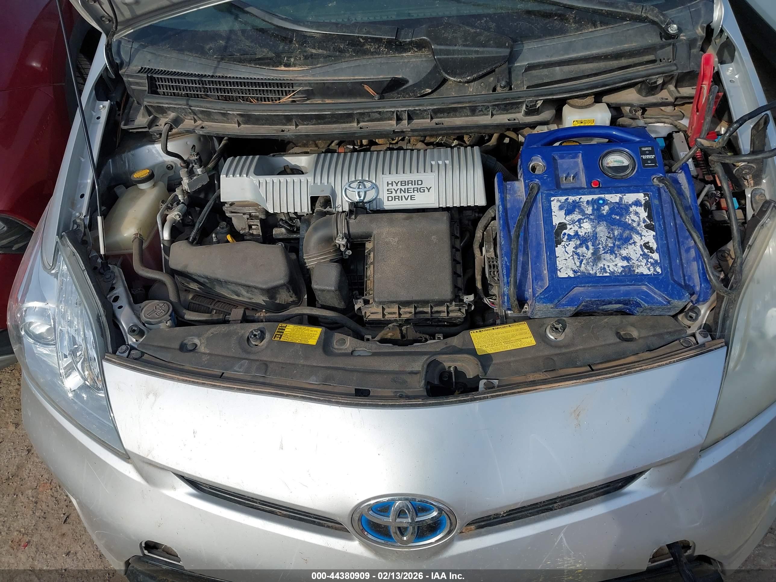 TOYOTA PRIUS image 10