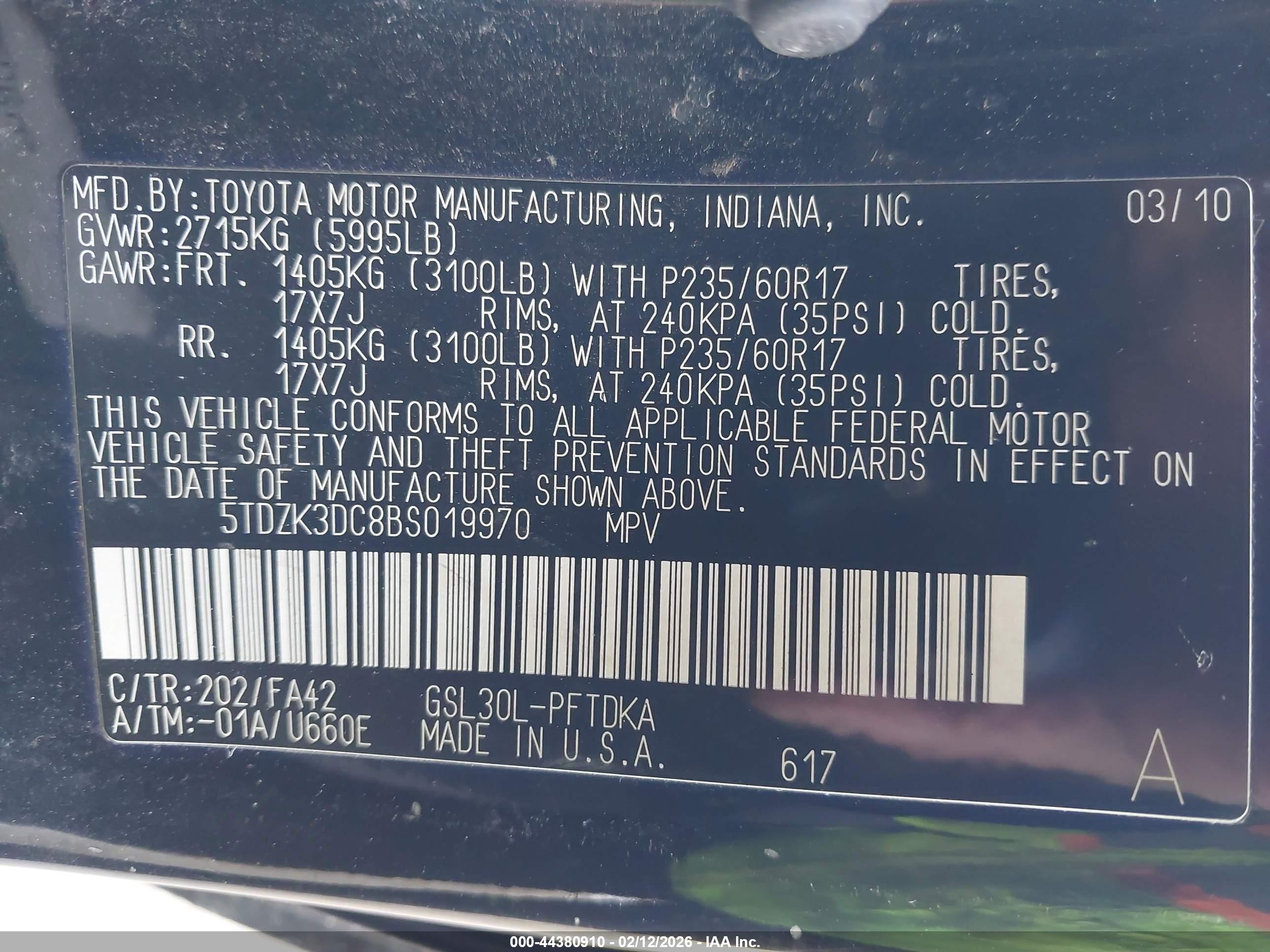 TOYOTA SIENNA image 9