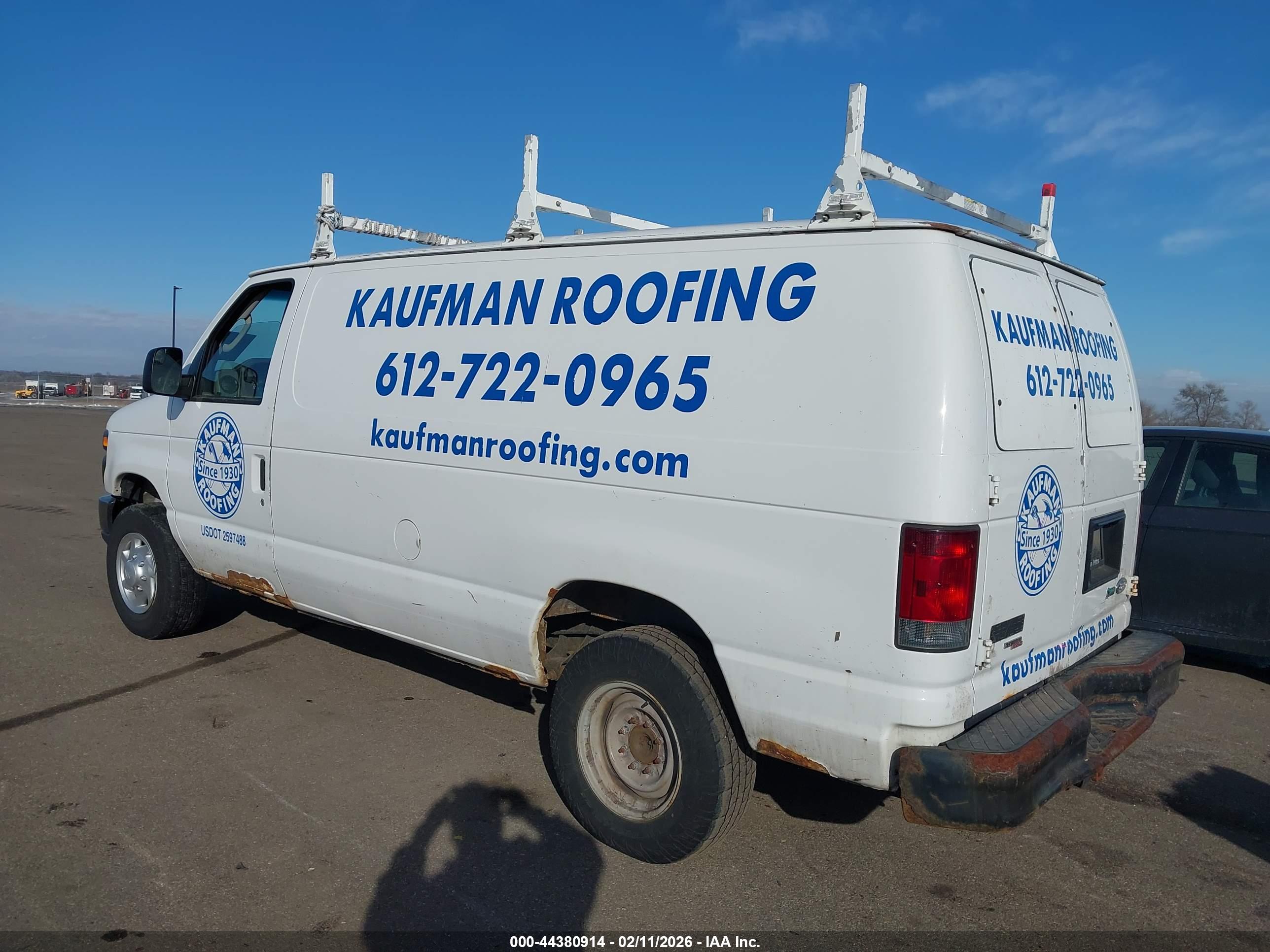 FORD E-250 image 3
