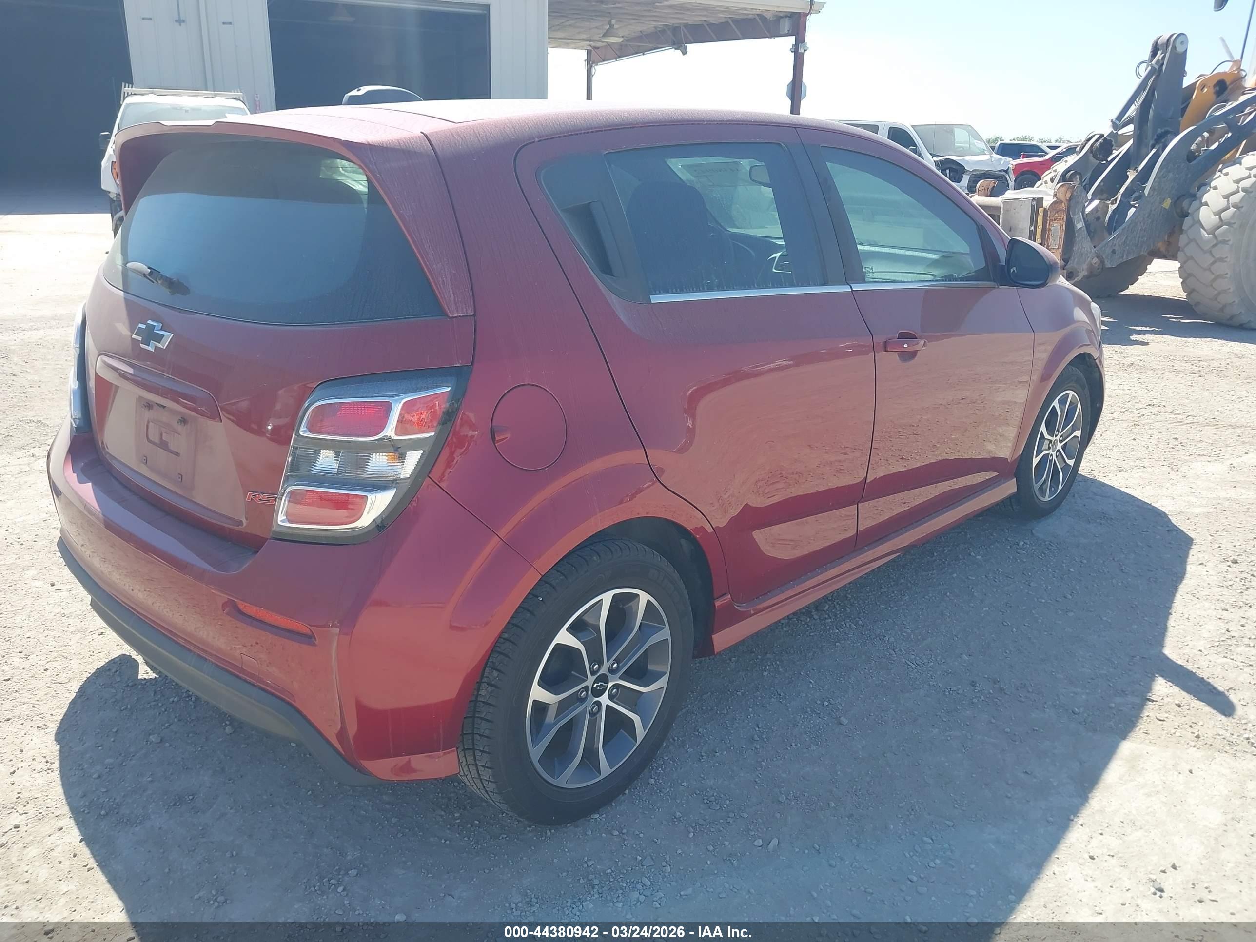 CHEVROLET SONIC image 4