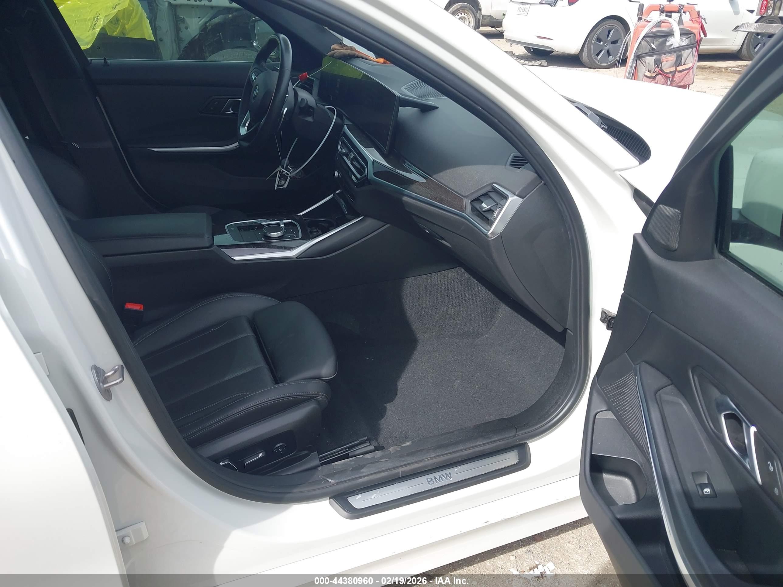 BMW 330I image 5