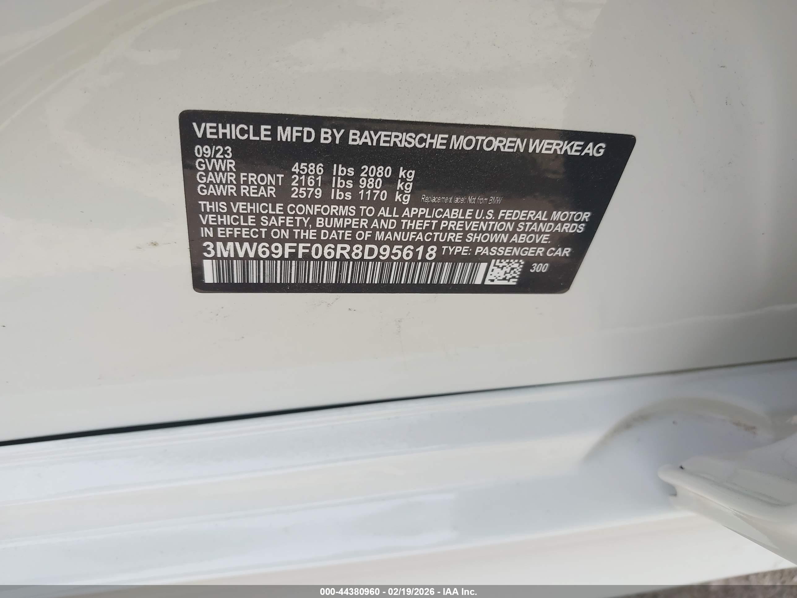 BMW 330I image 9