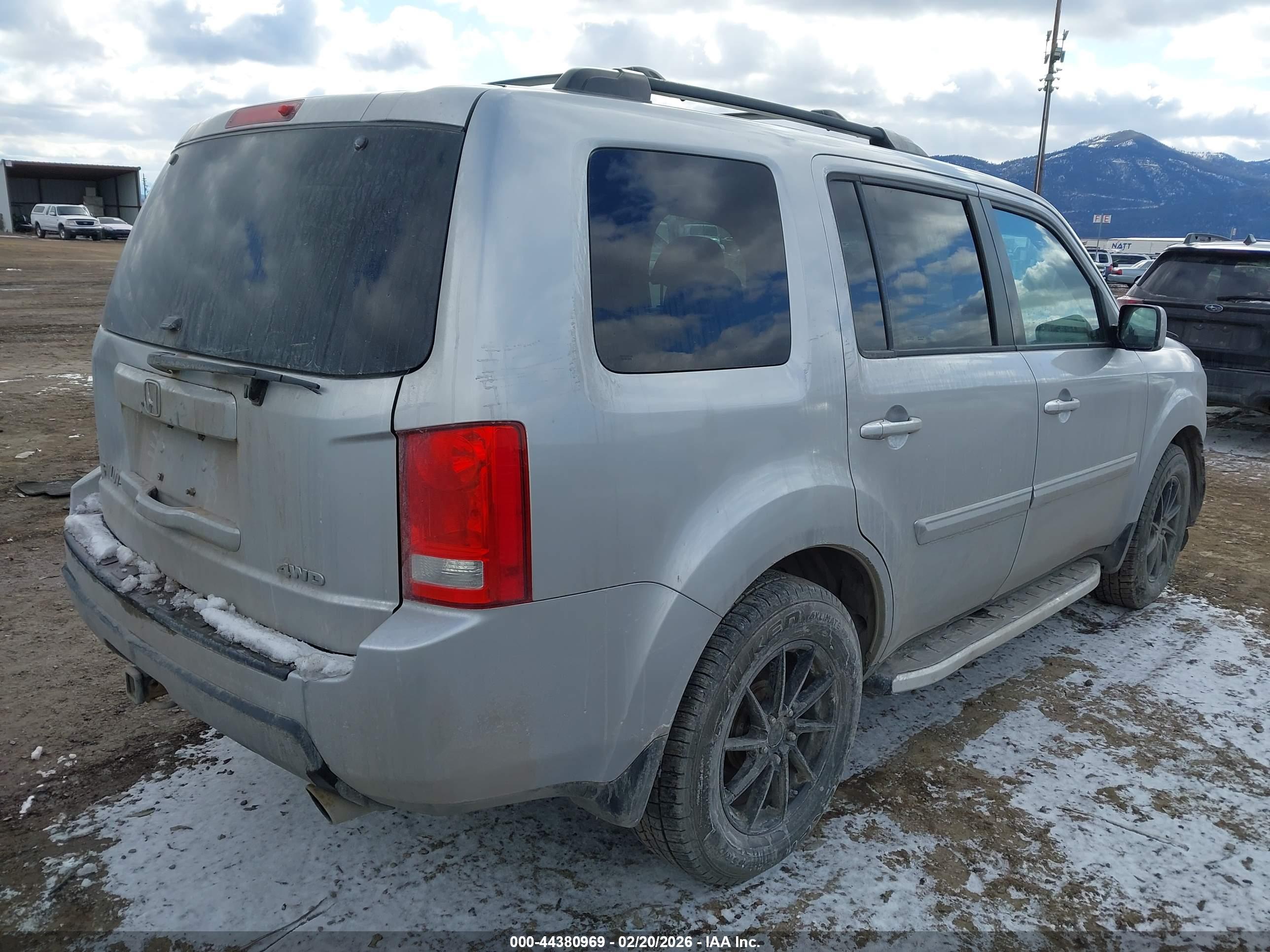 HONDA PILOT image 4
