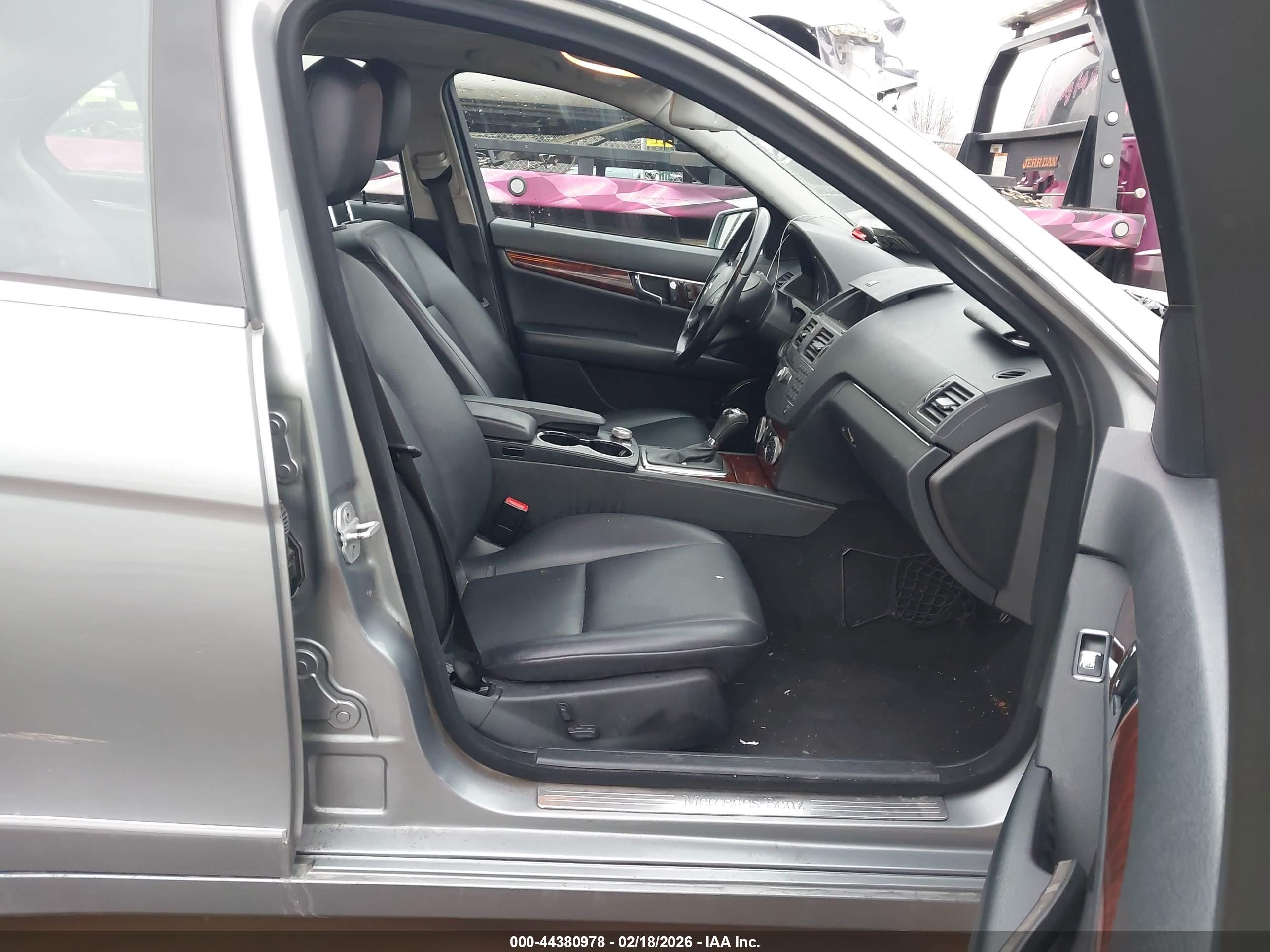 MERCEDES-BENZ C image 5