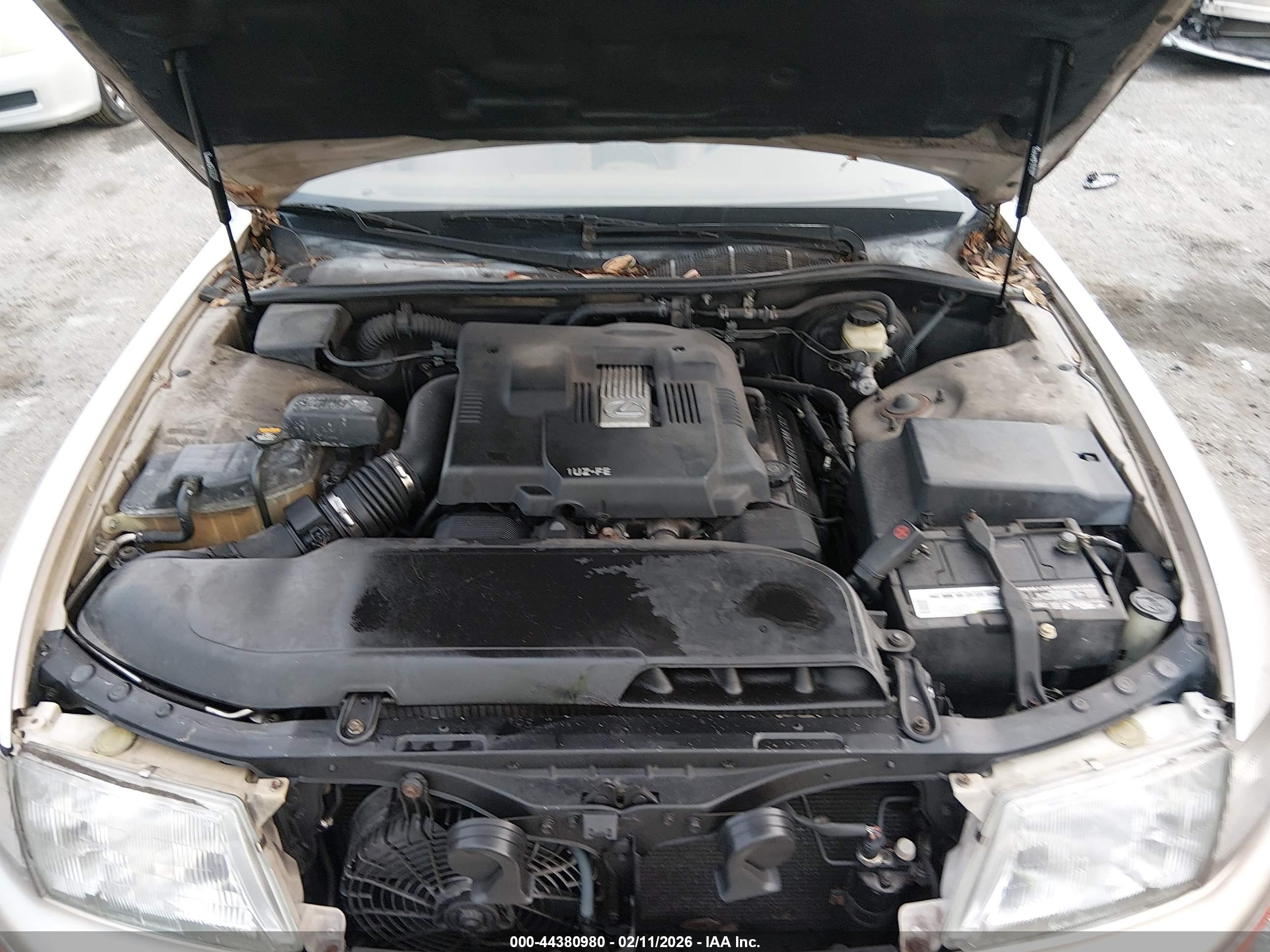 LEXUS LS image 10