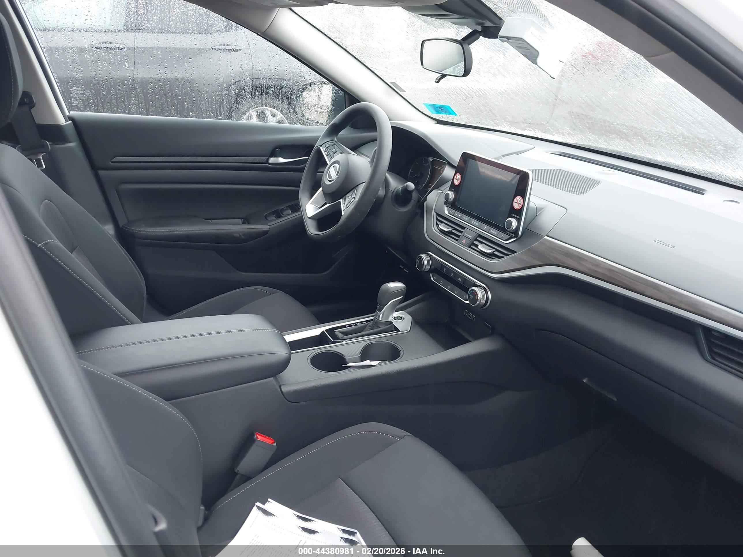 NISSAN ALTIMA image 5