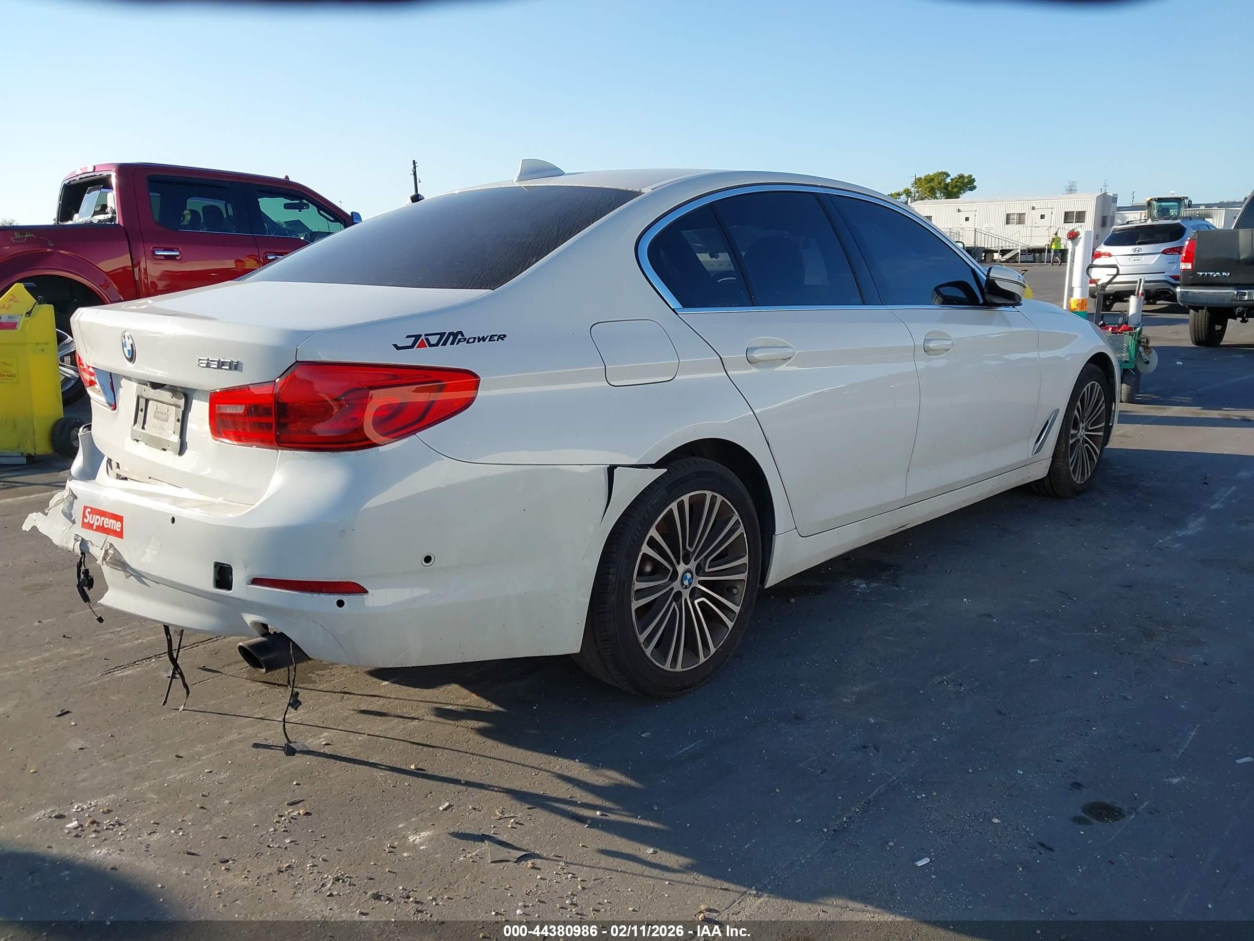 BMW 530I image 4