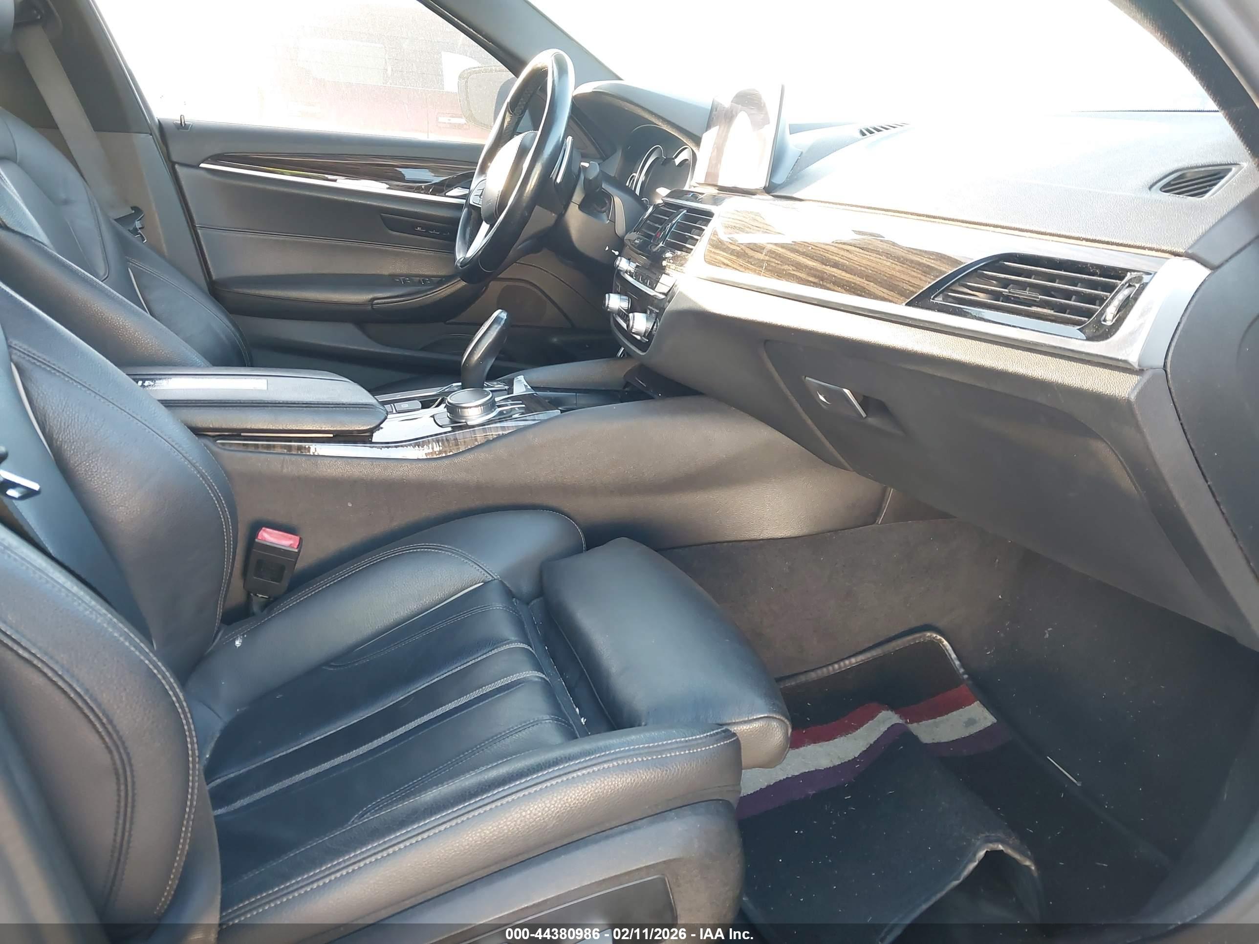 BMW 530I image 5