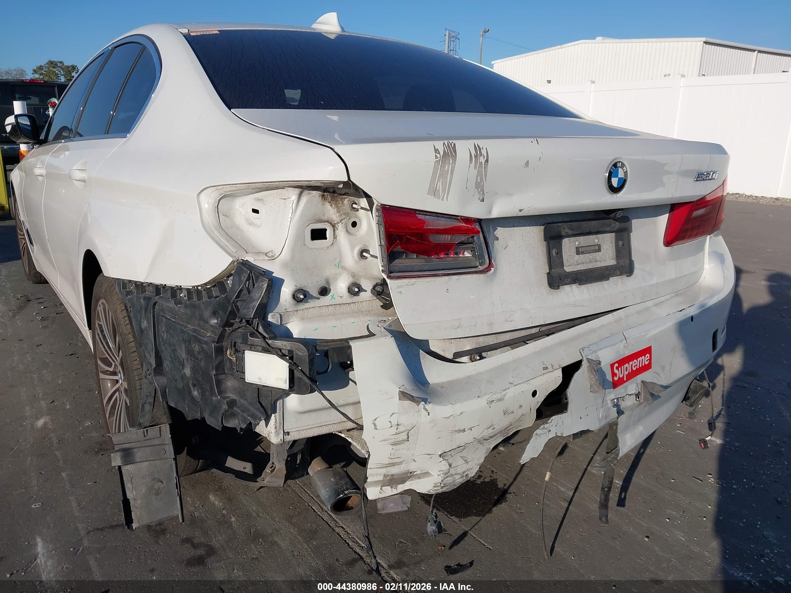 BMW 530I image 6