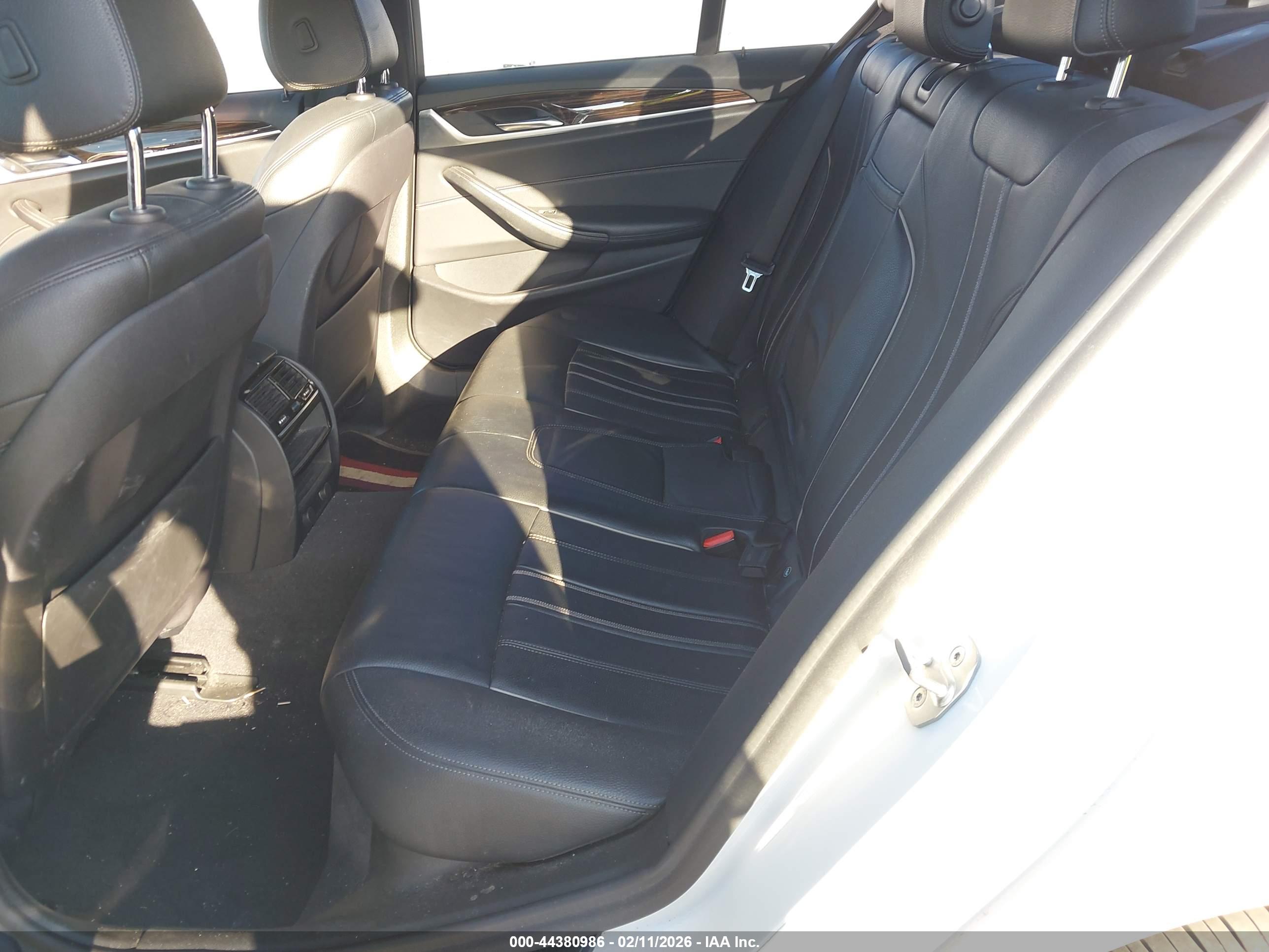 BMW 530I image 8